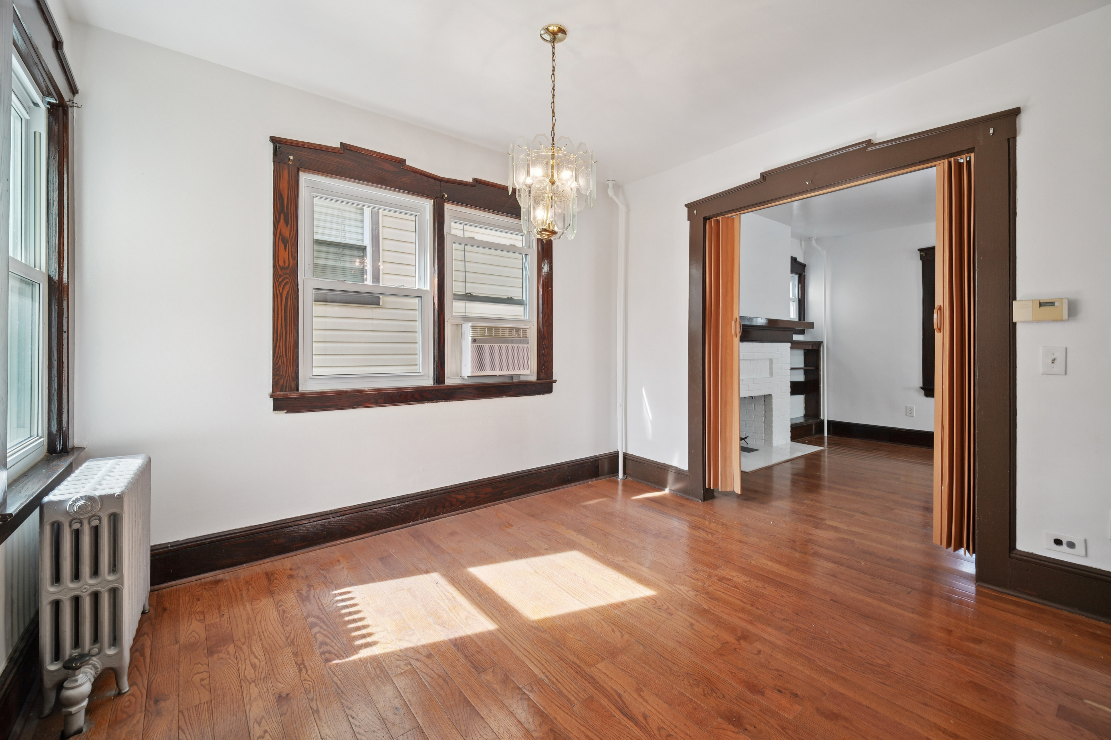 436 DeWitt Ave 
