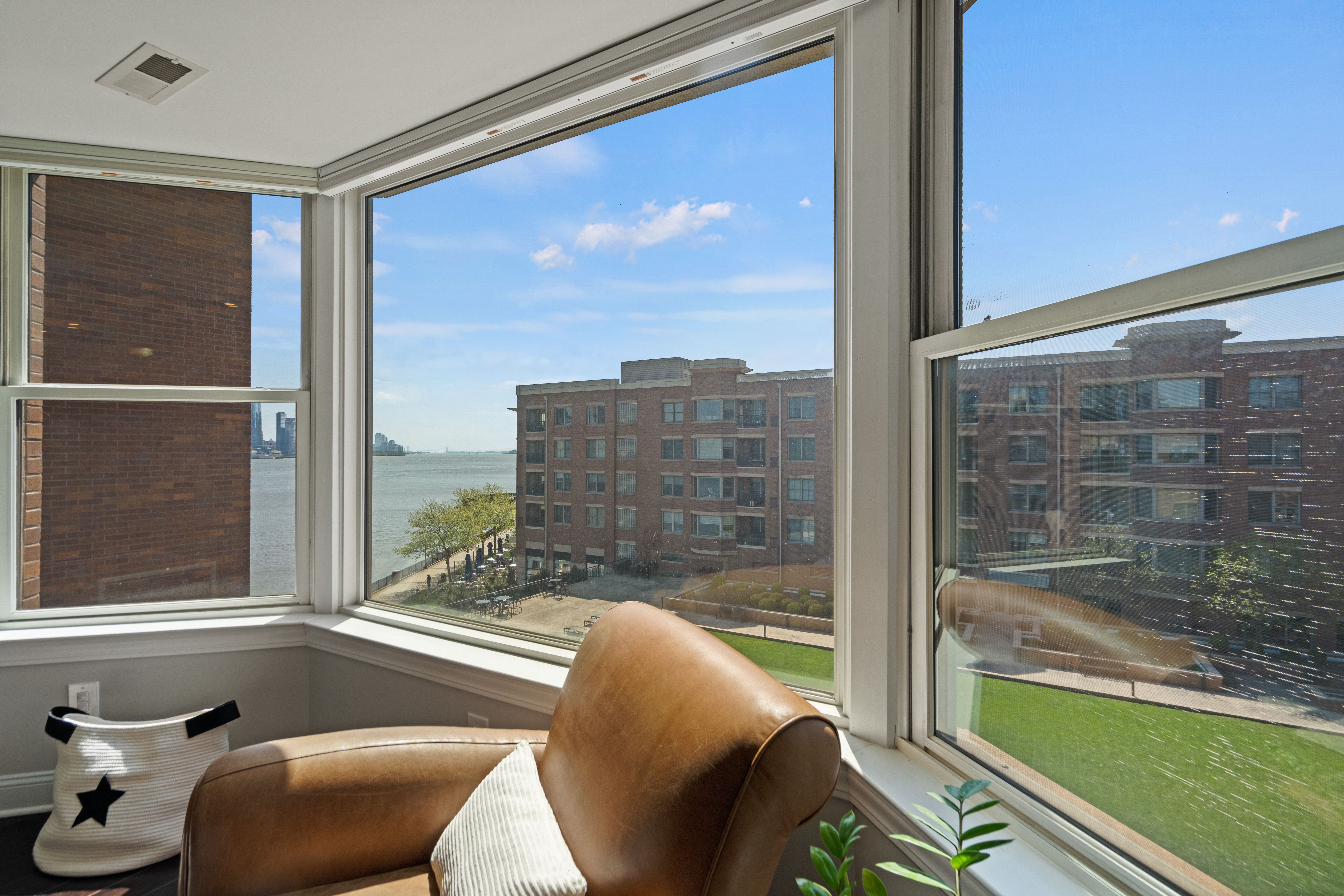 20 Avenue at Port Imperial, #433 