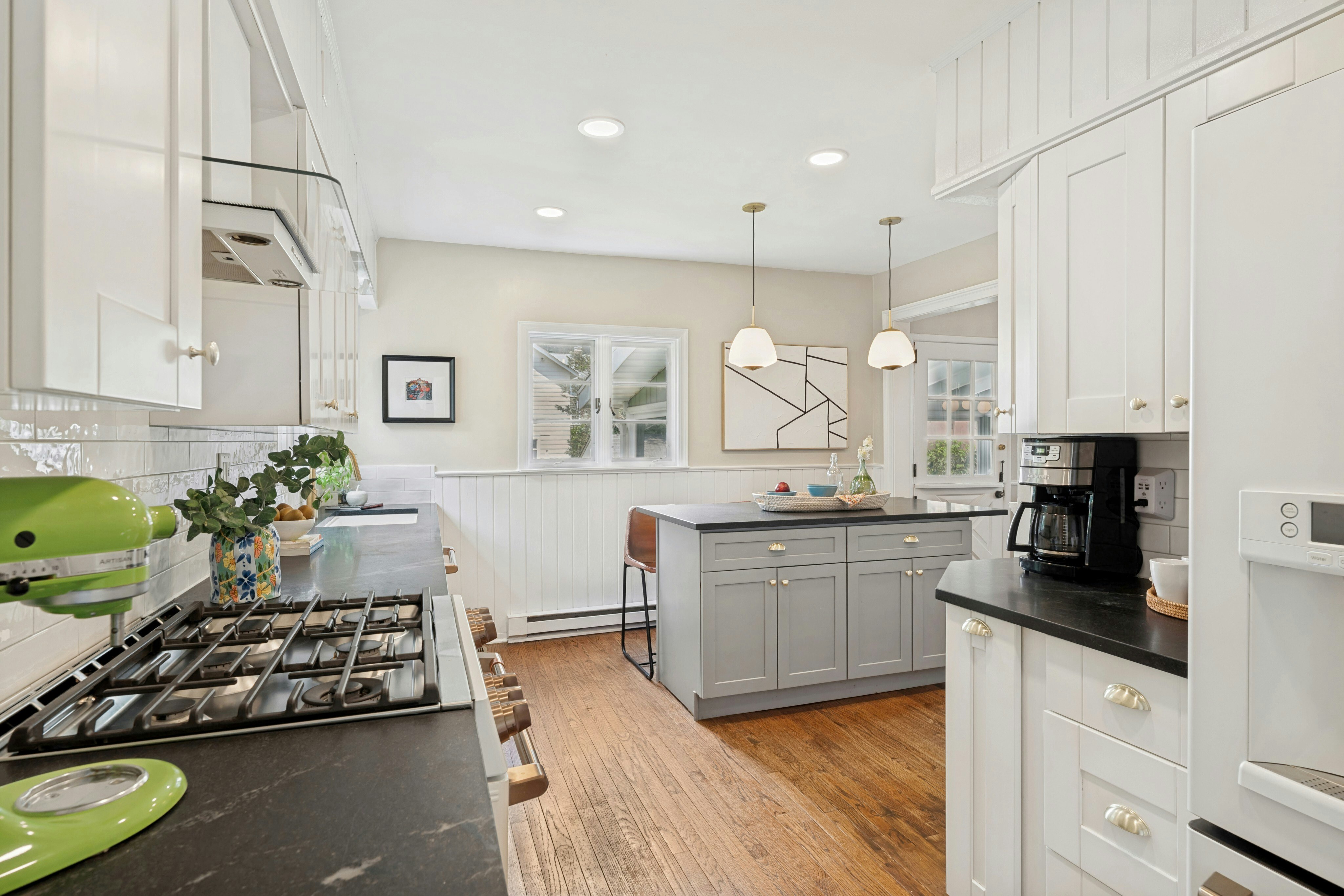 23 Broadview Avenue 