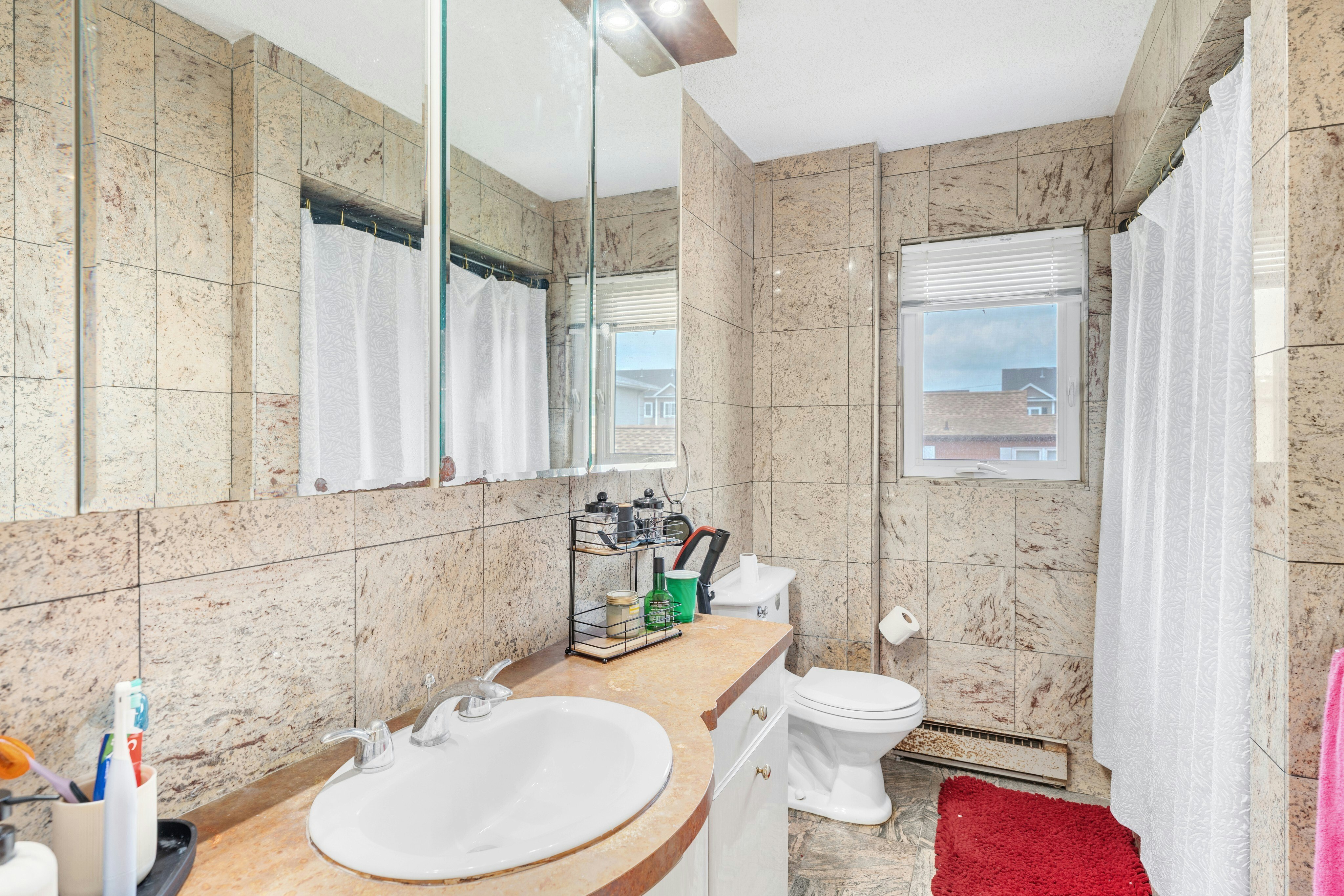 315 13th Street, 2 
