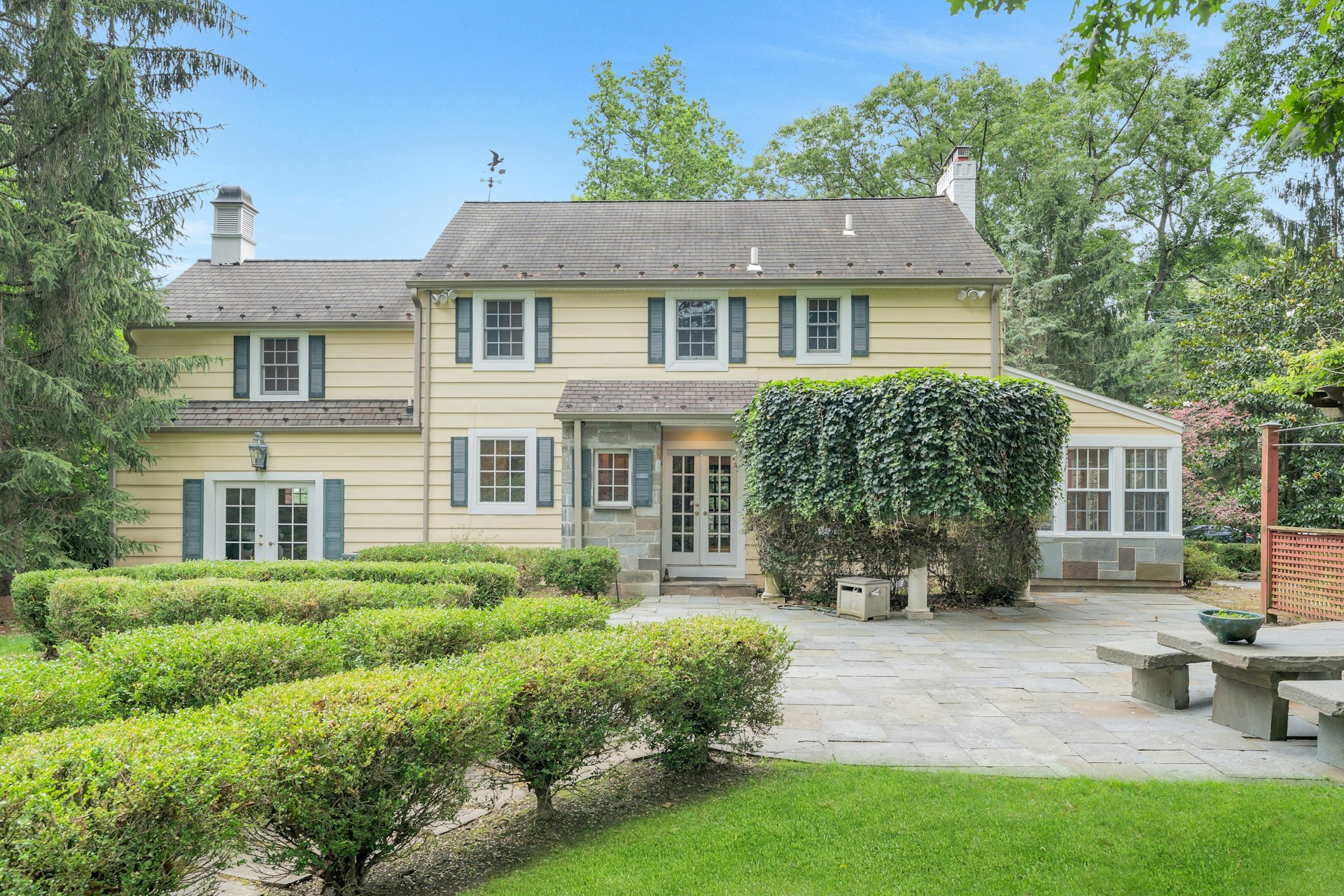 278 Maple Street 