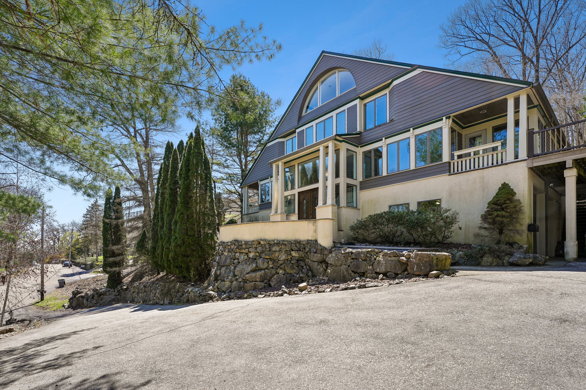 54 Upper High Crest Drive 