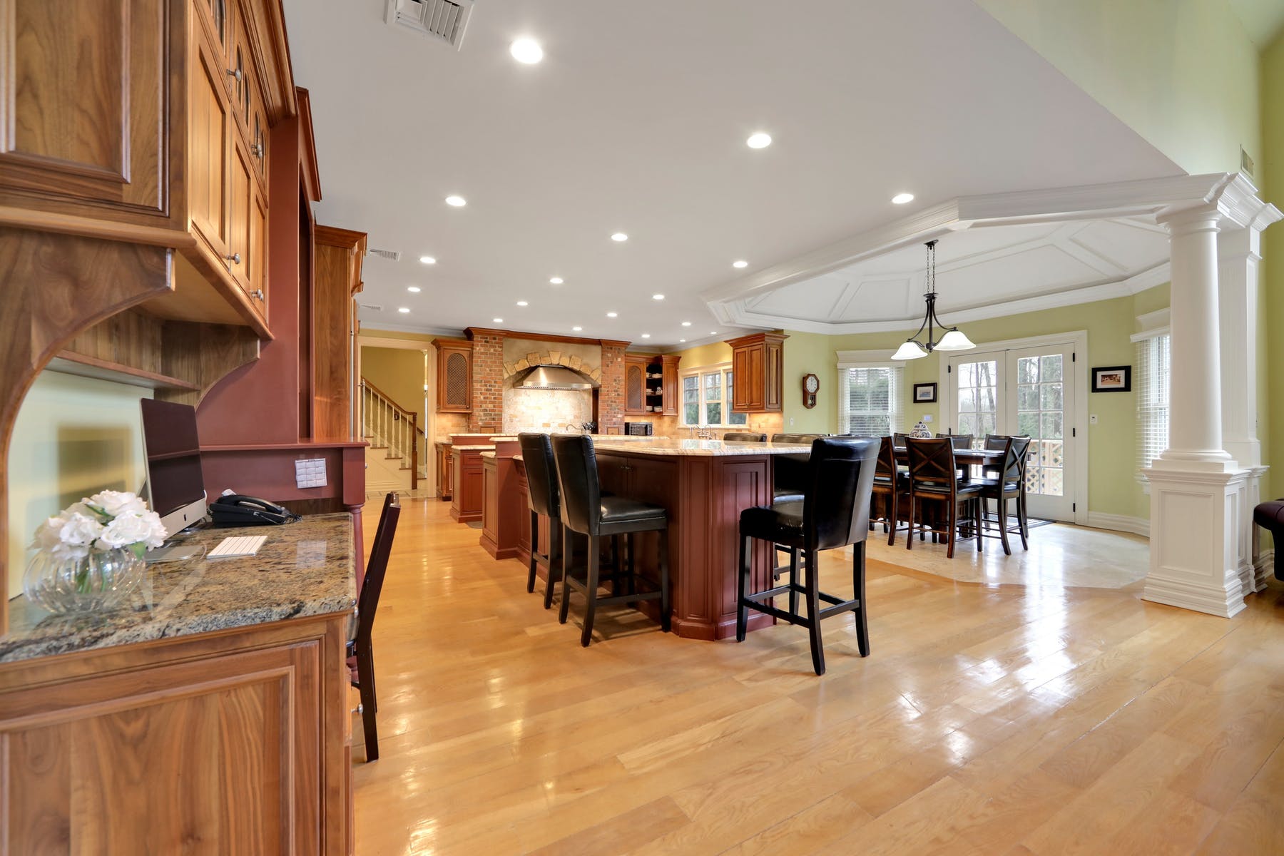 15 Sleepy Hollow Rd 