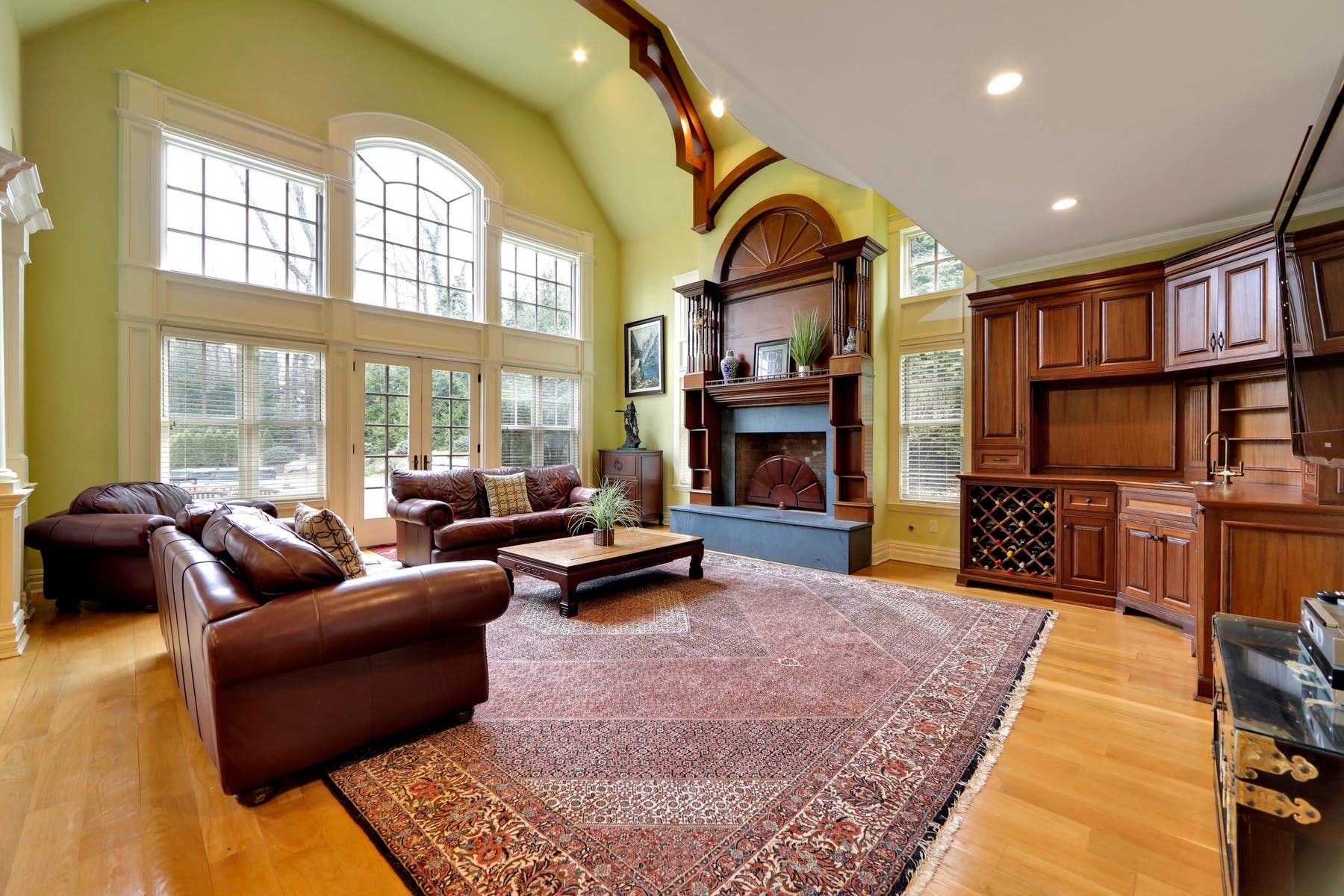 15 Sleepy Hollow Rd 