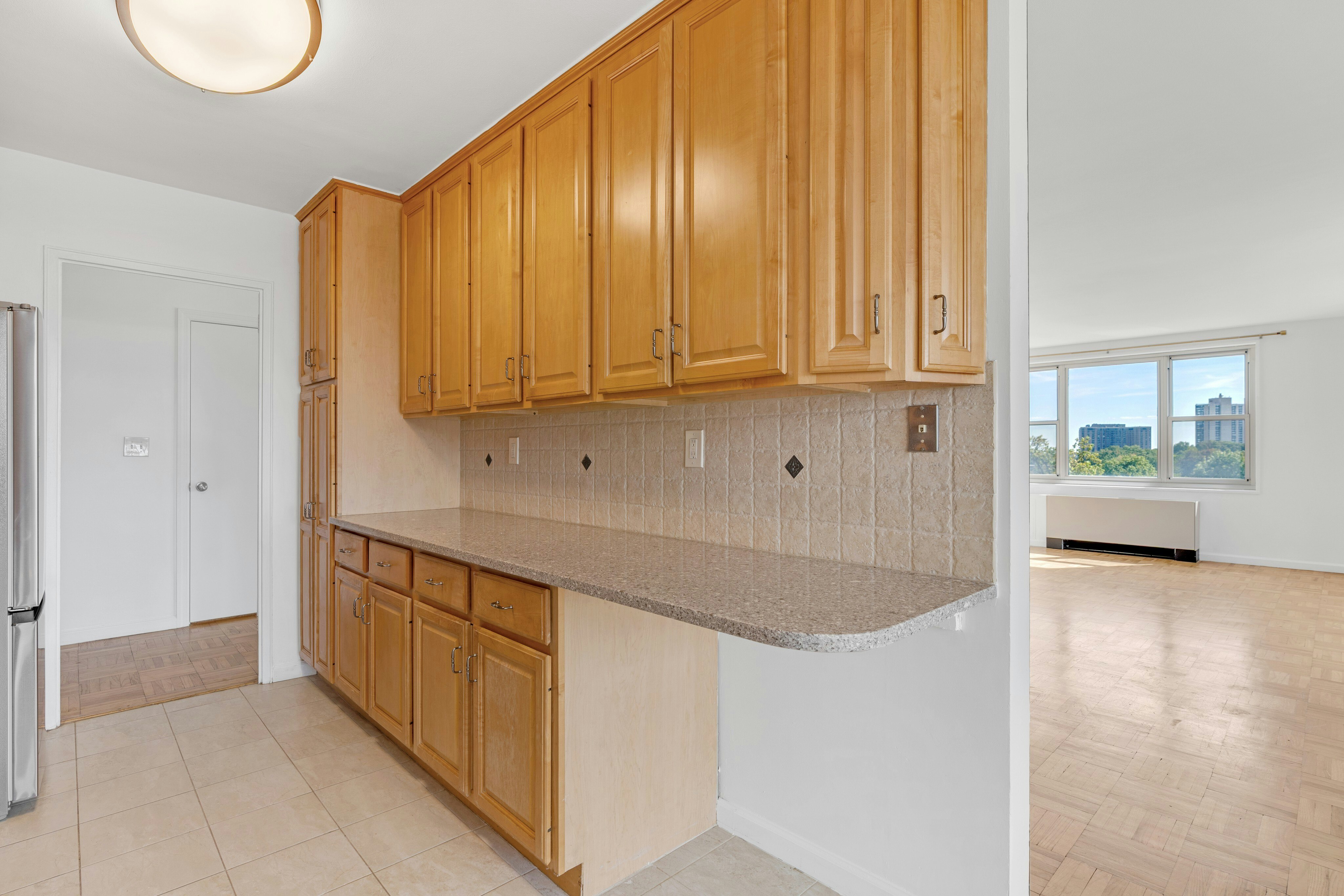 2000 Linwood Avenue 7K