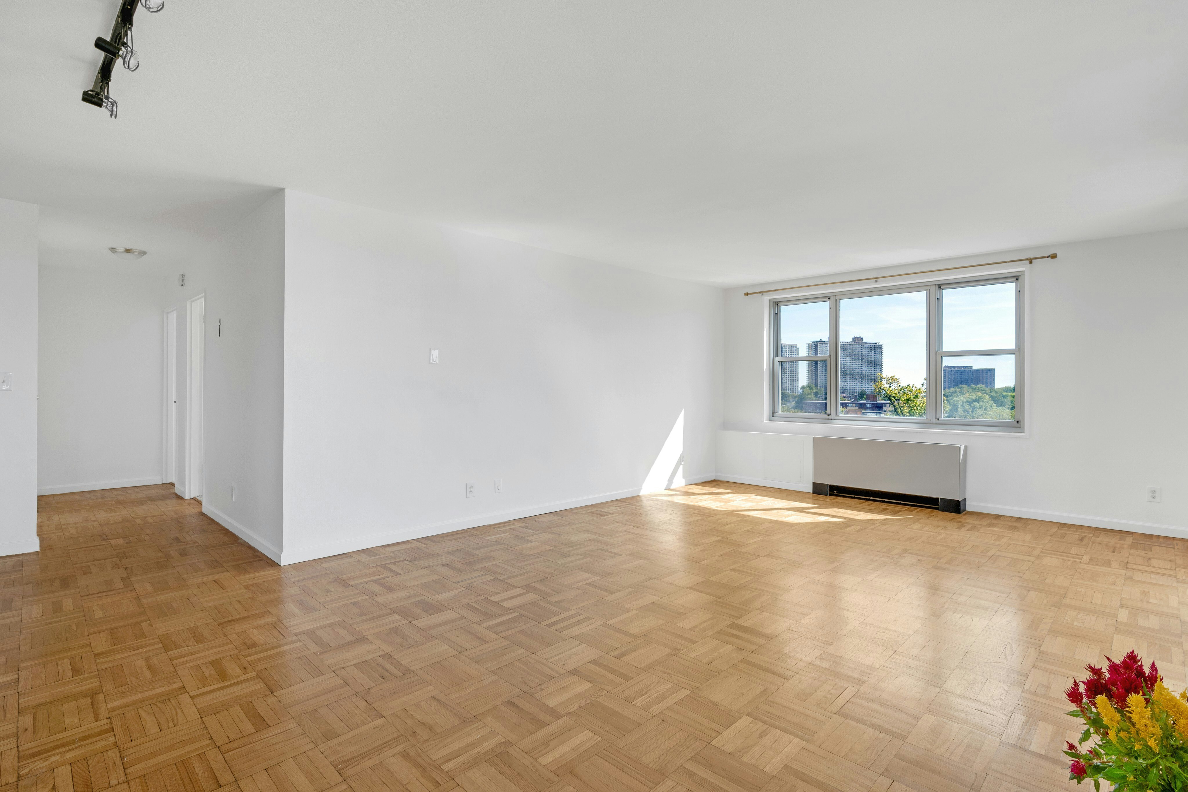 2000 Linwood Avenue 7K