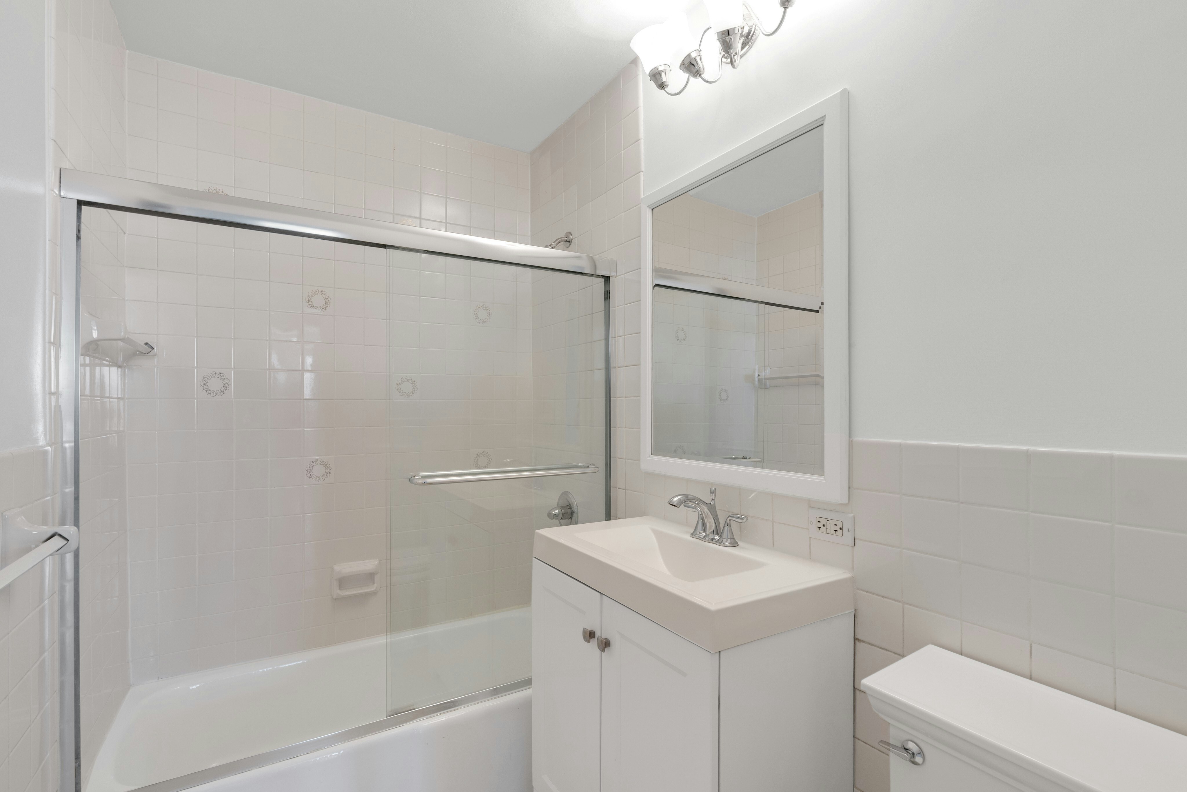 2000 Linwood Avenue 7K