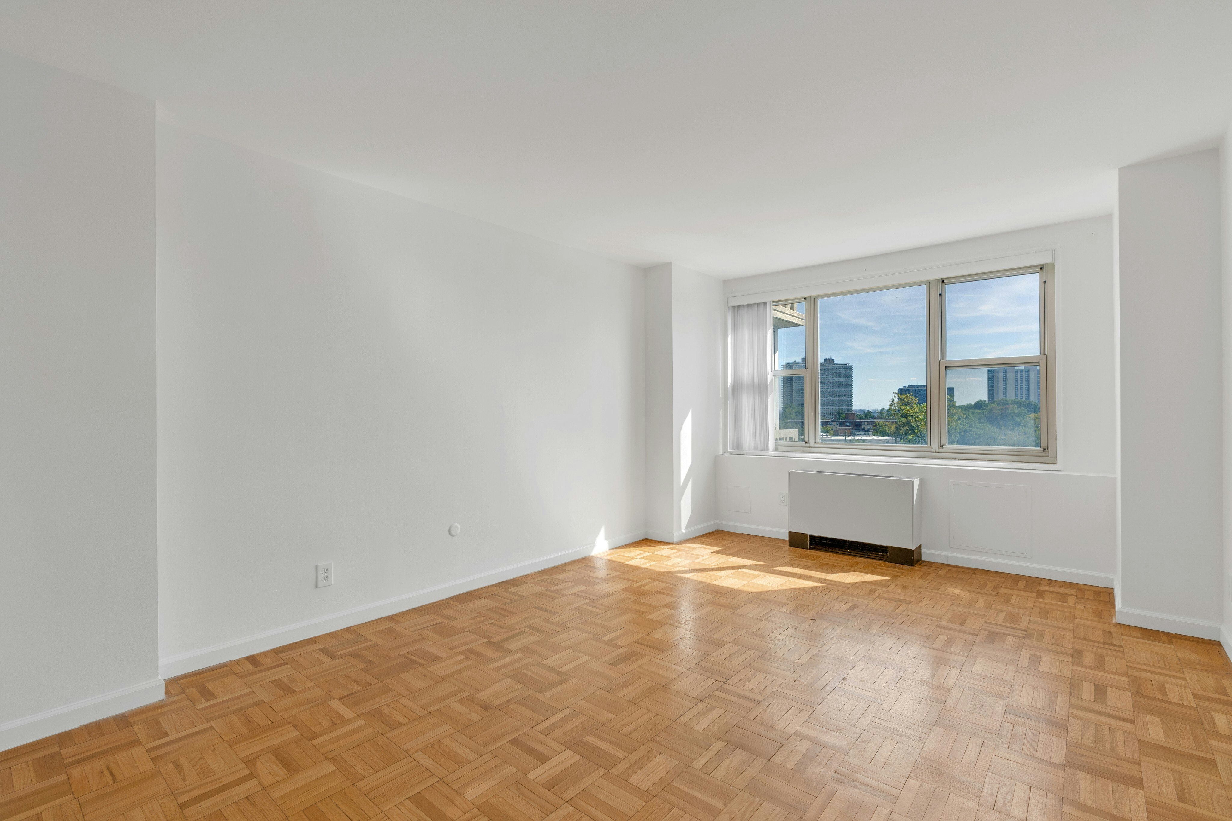 2000 Linwood Avenue 7K