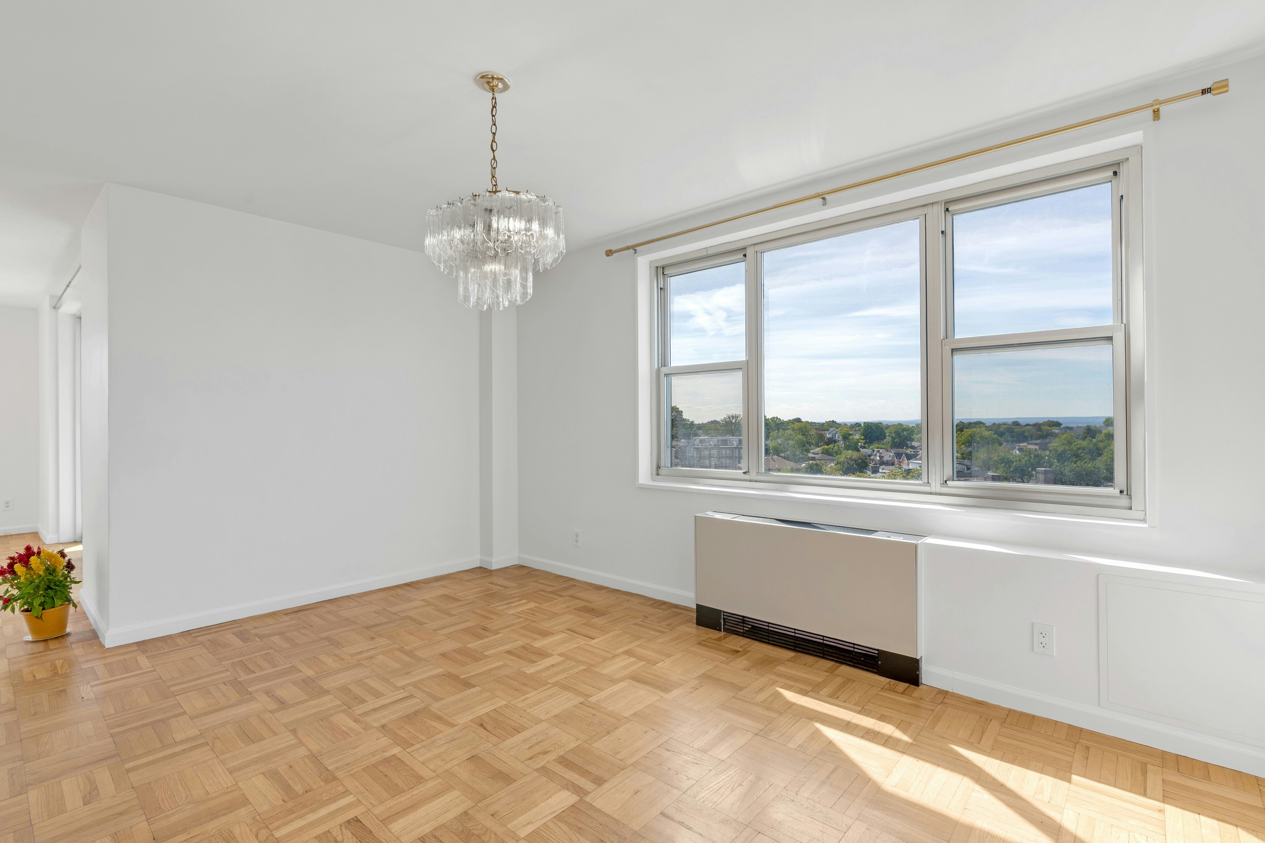 2000 Linwood Avenue 7K