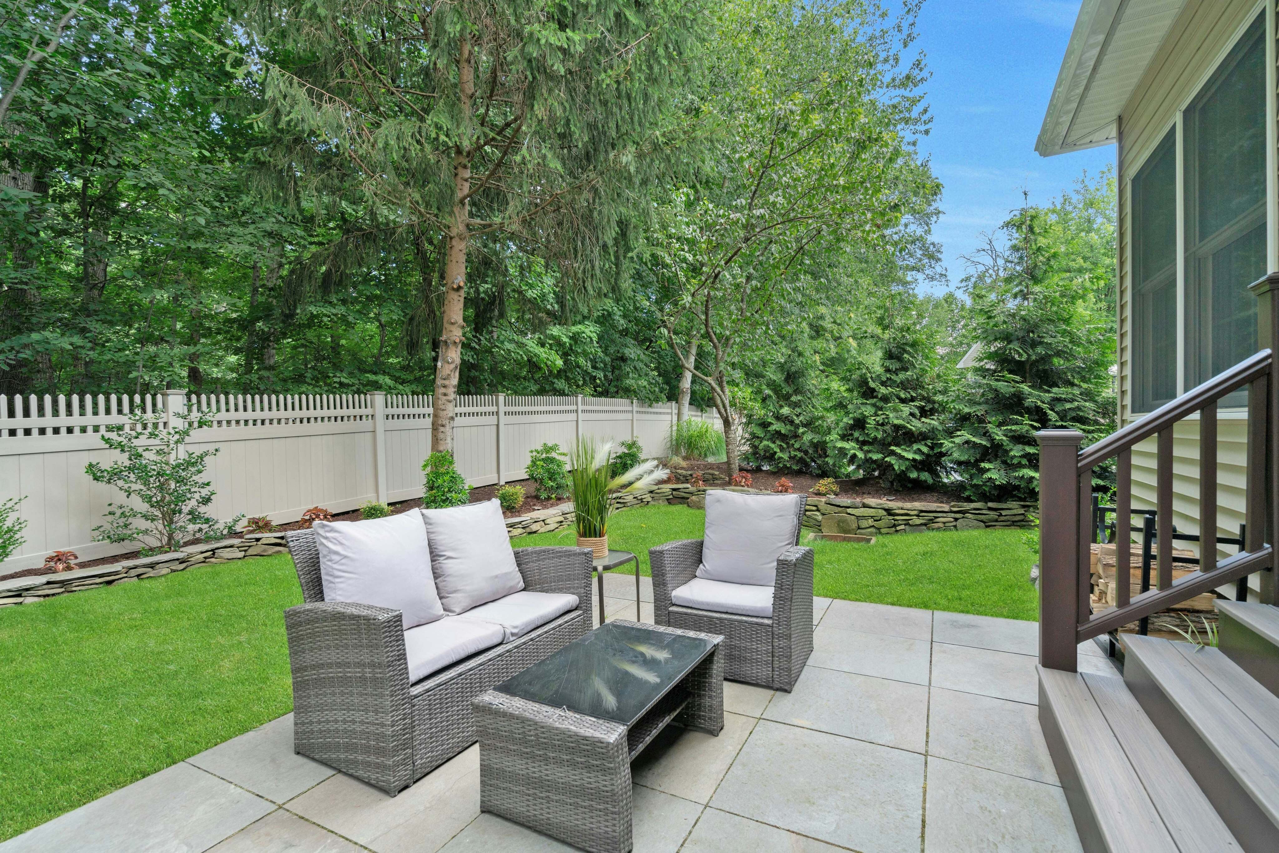 111 Trotters Lane 