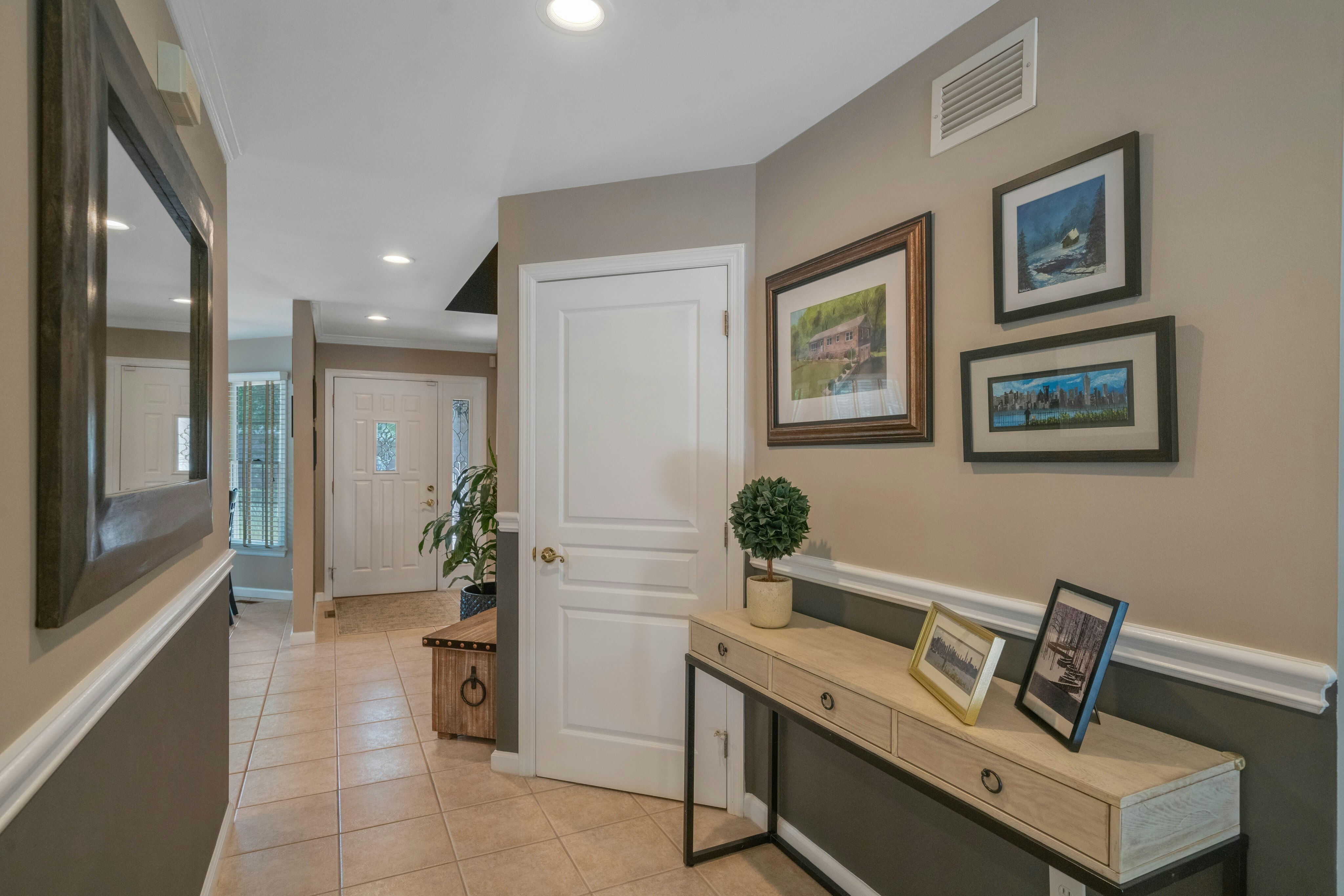 111 Trotters Lane 