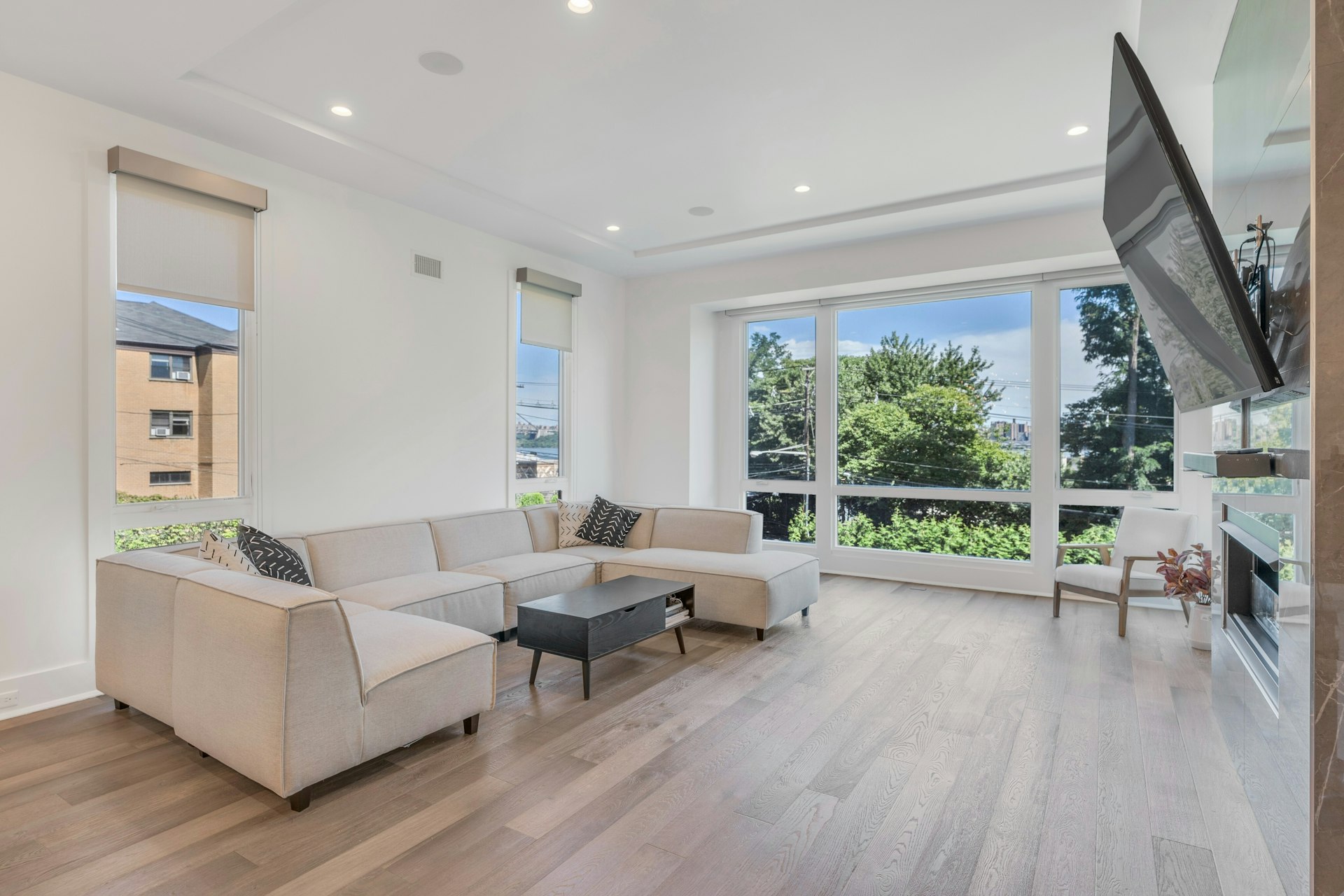 1238 River Road, #B 