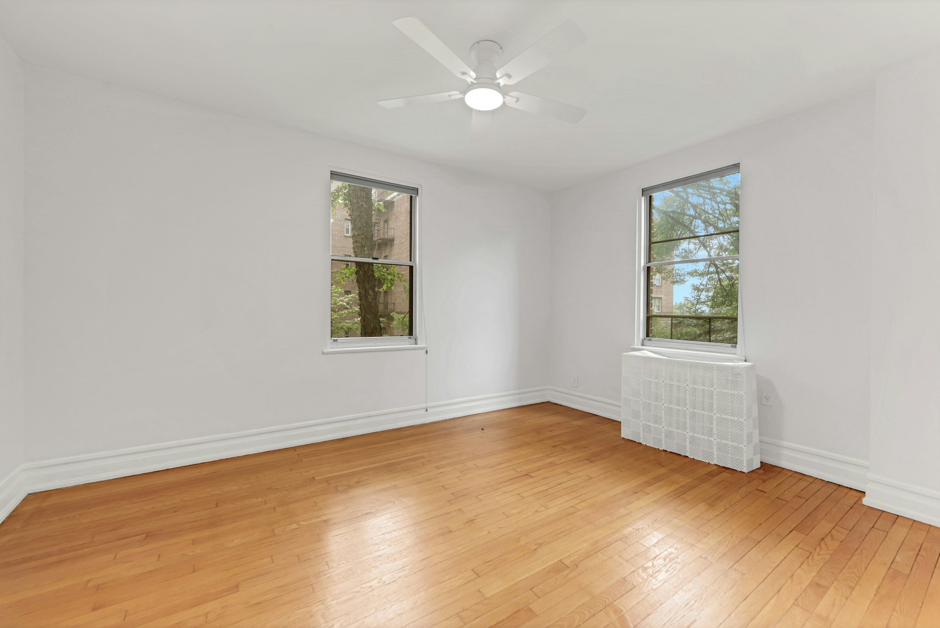 100 East Palisade Avenue 