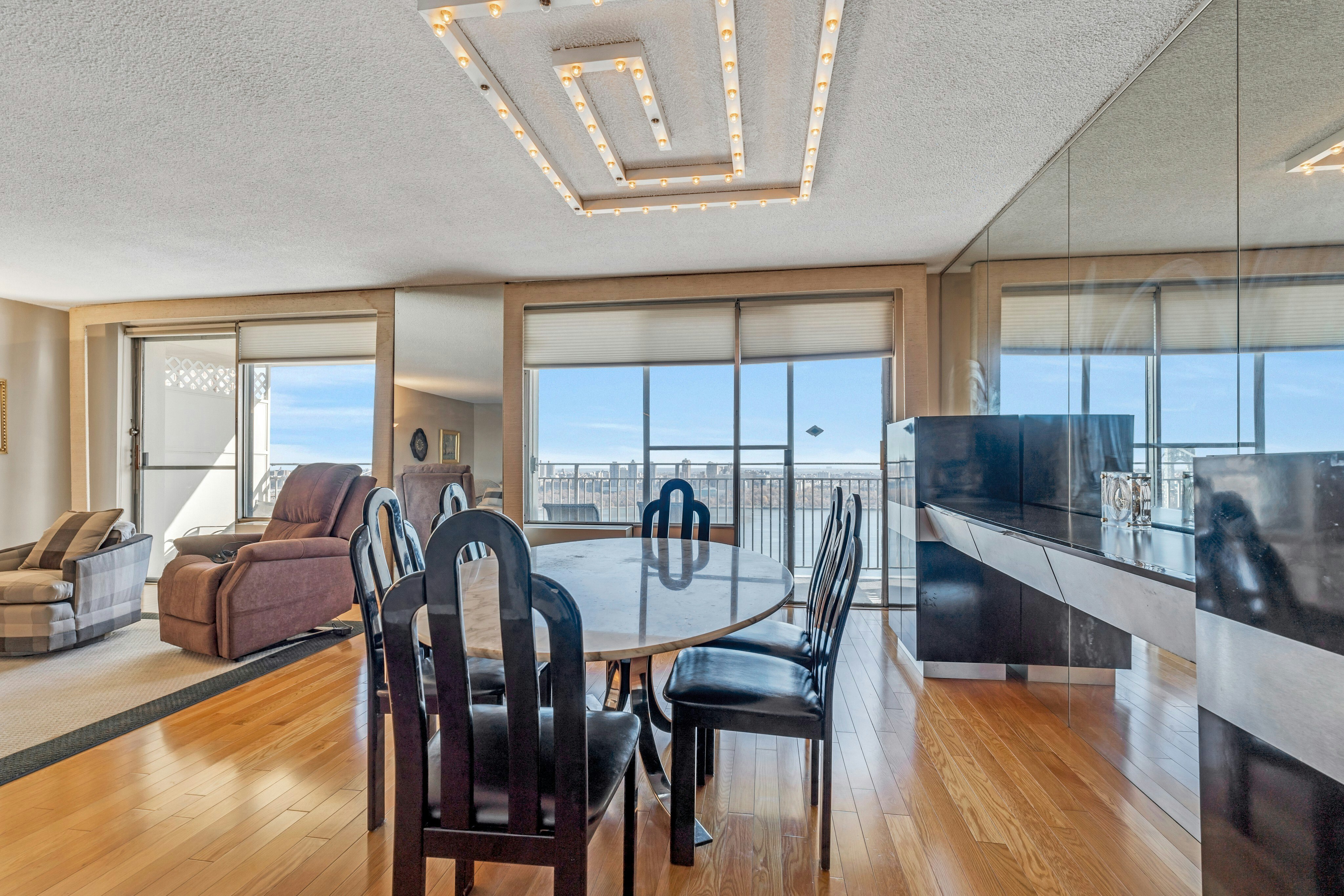 1530 Palisade Avenue  14B 