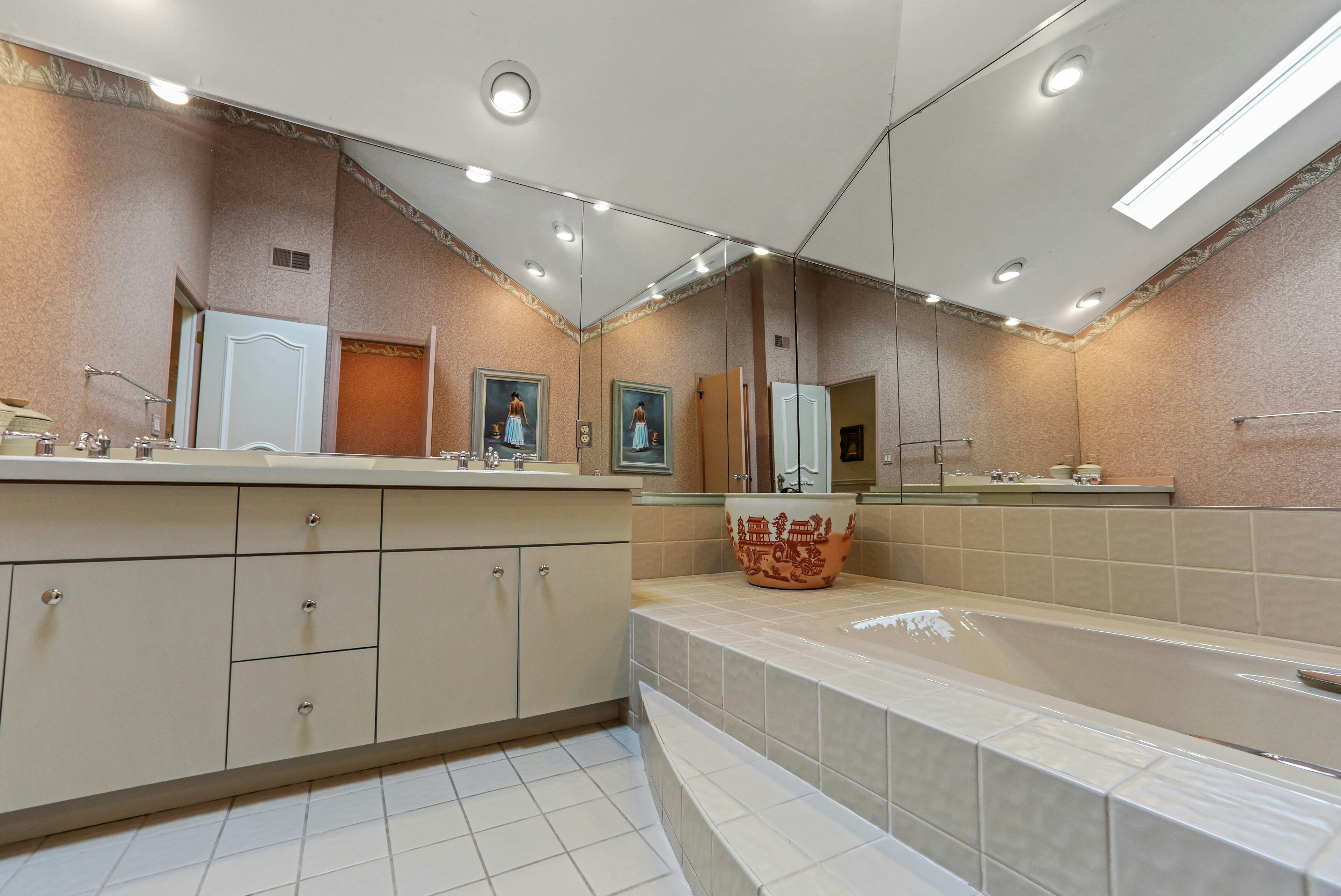 510 Hampton Hill Road 