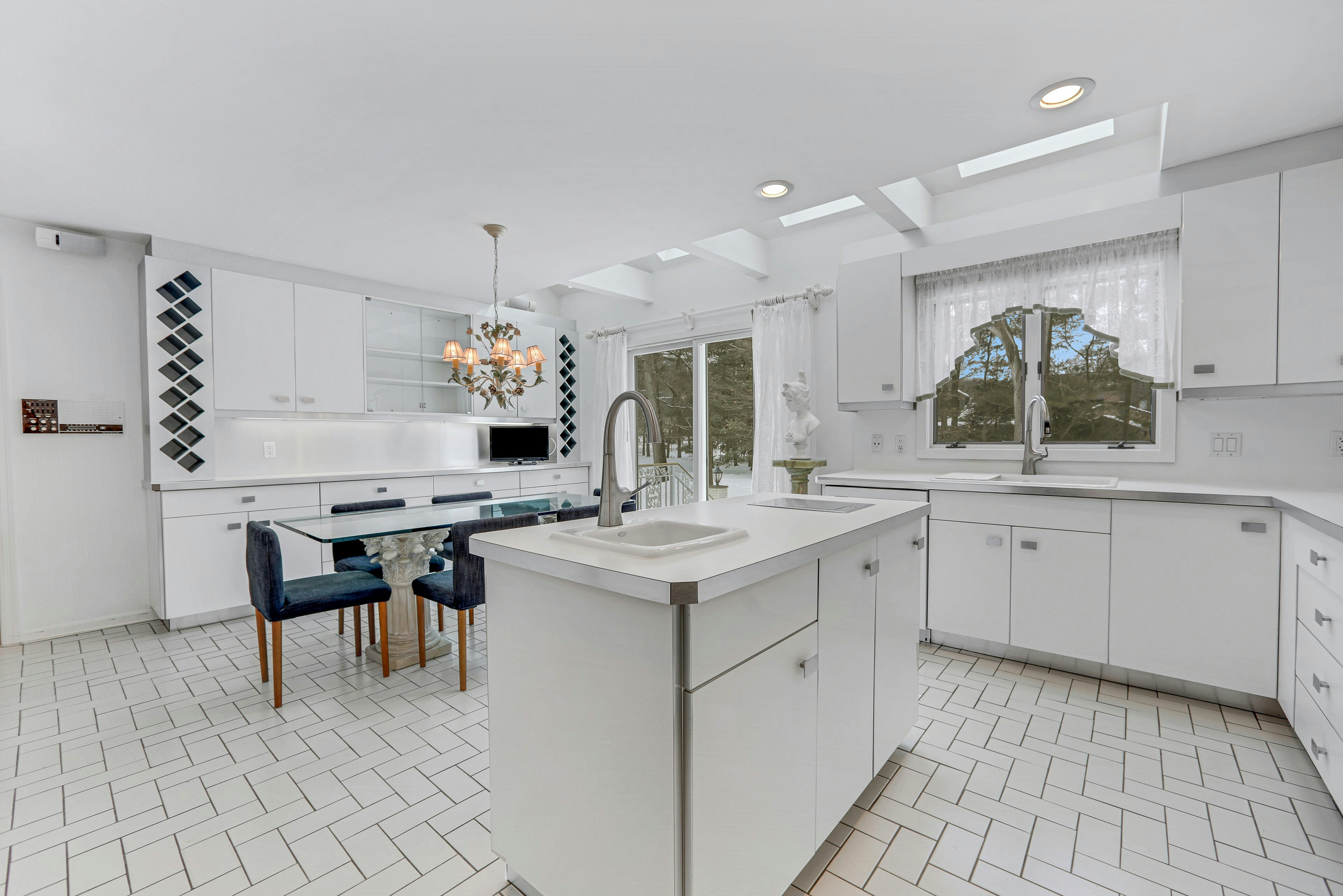 510 Hampton Hill Road 