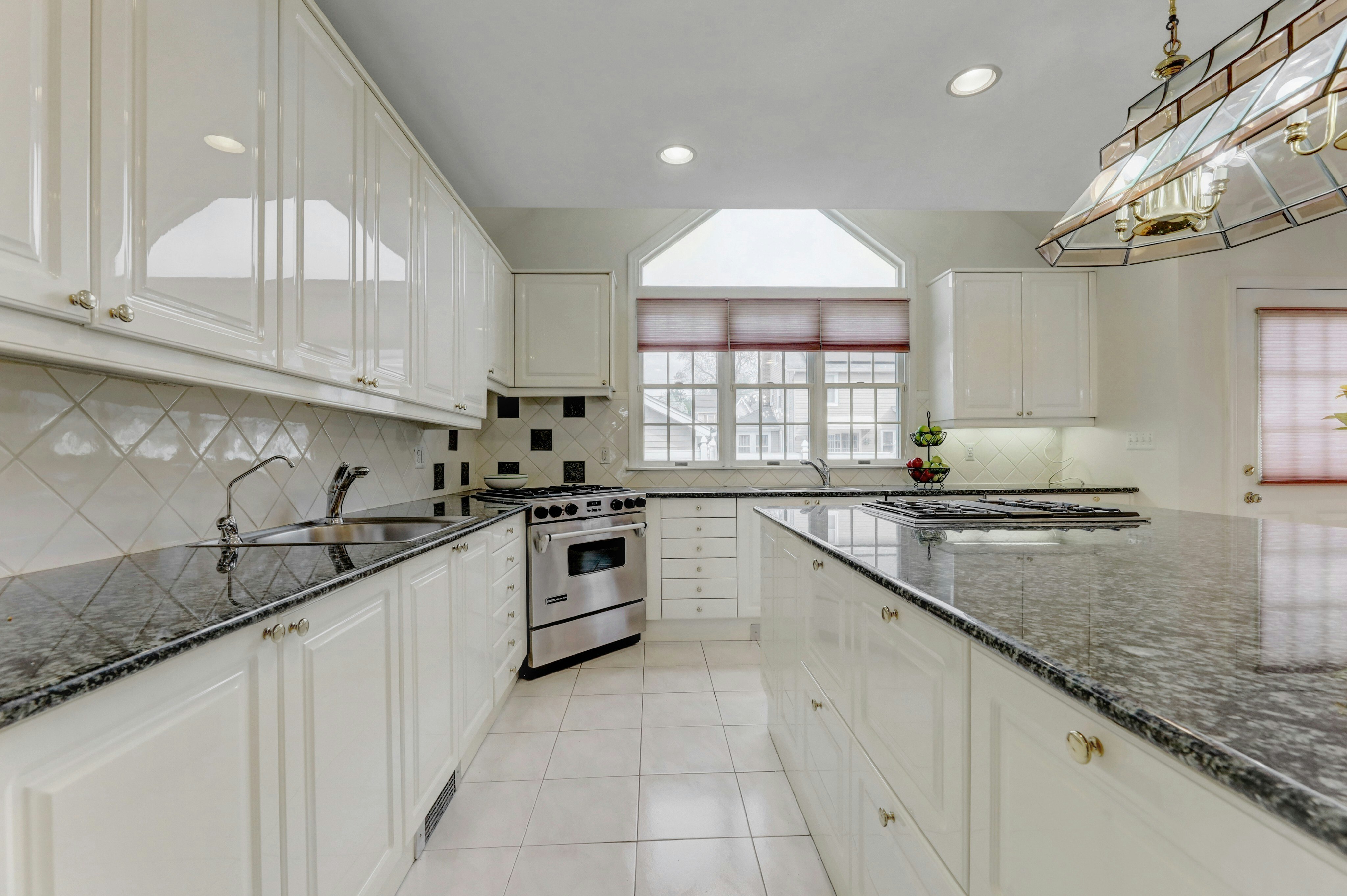 10-15 Ellis Avenue 