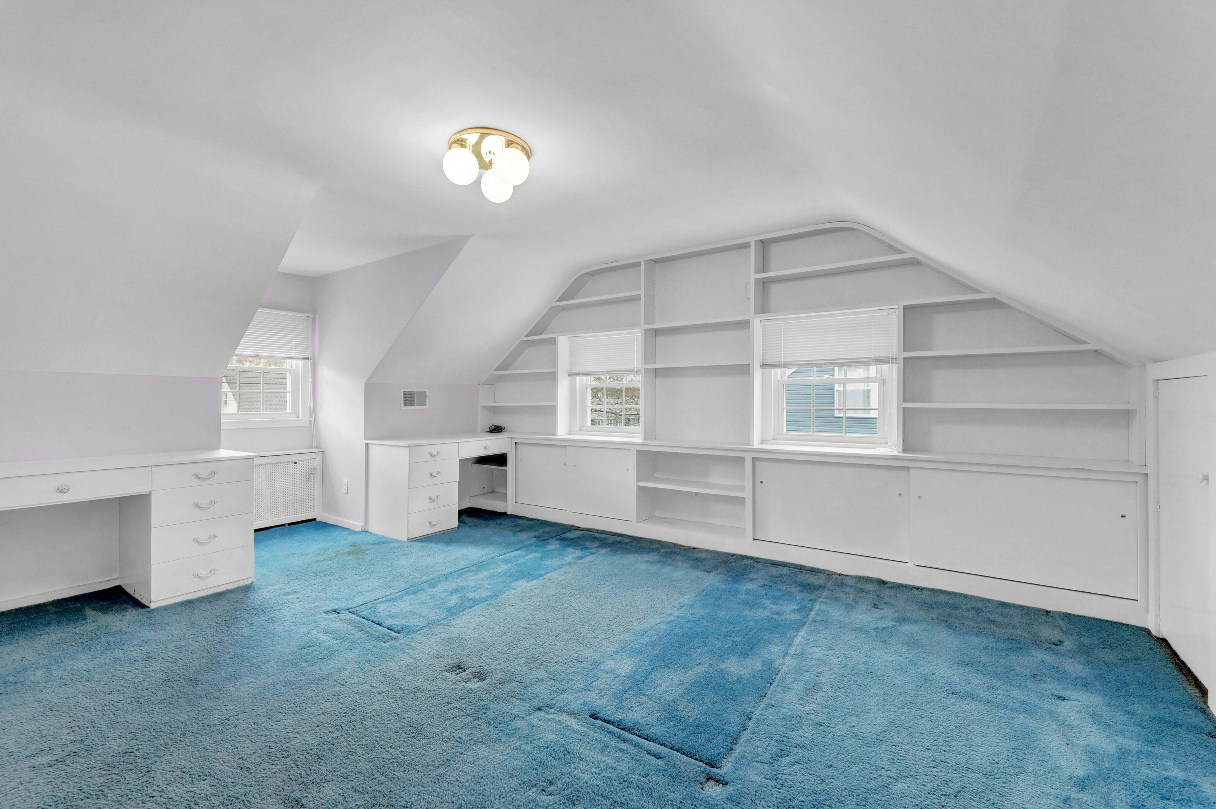 10-15 Ellis Avenue 