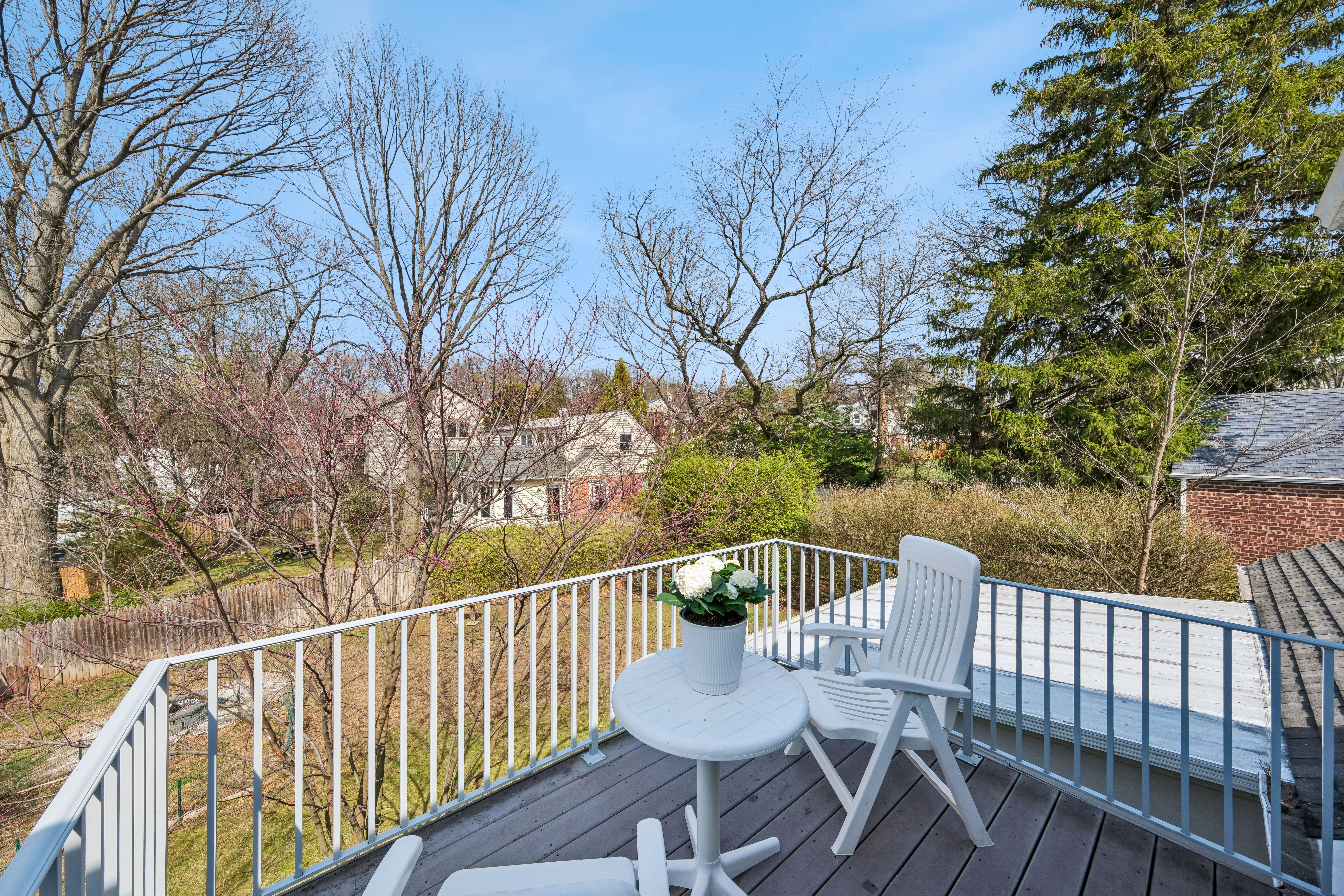 453 Fort Lee Road 