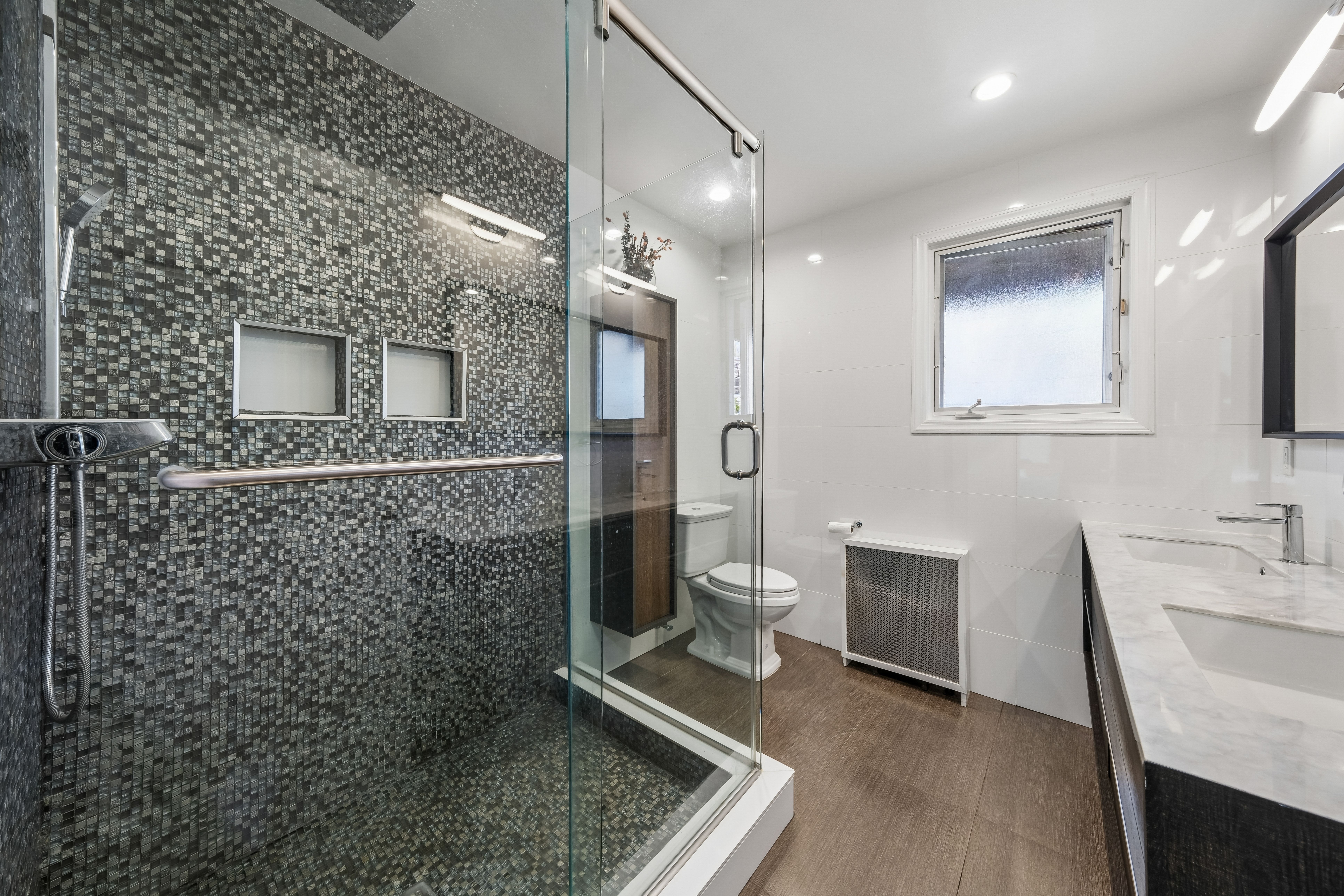 453 Fort Lee Road 