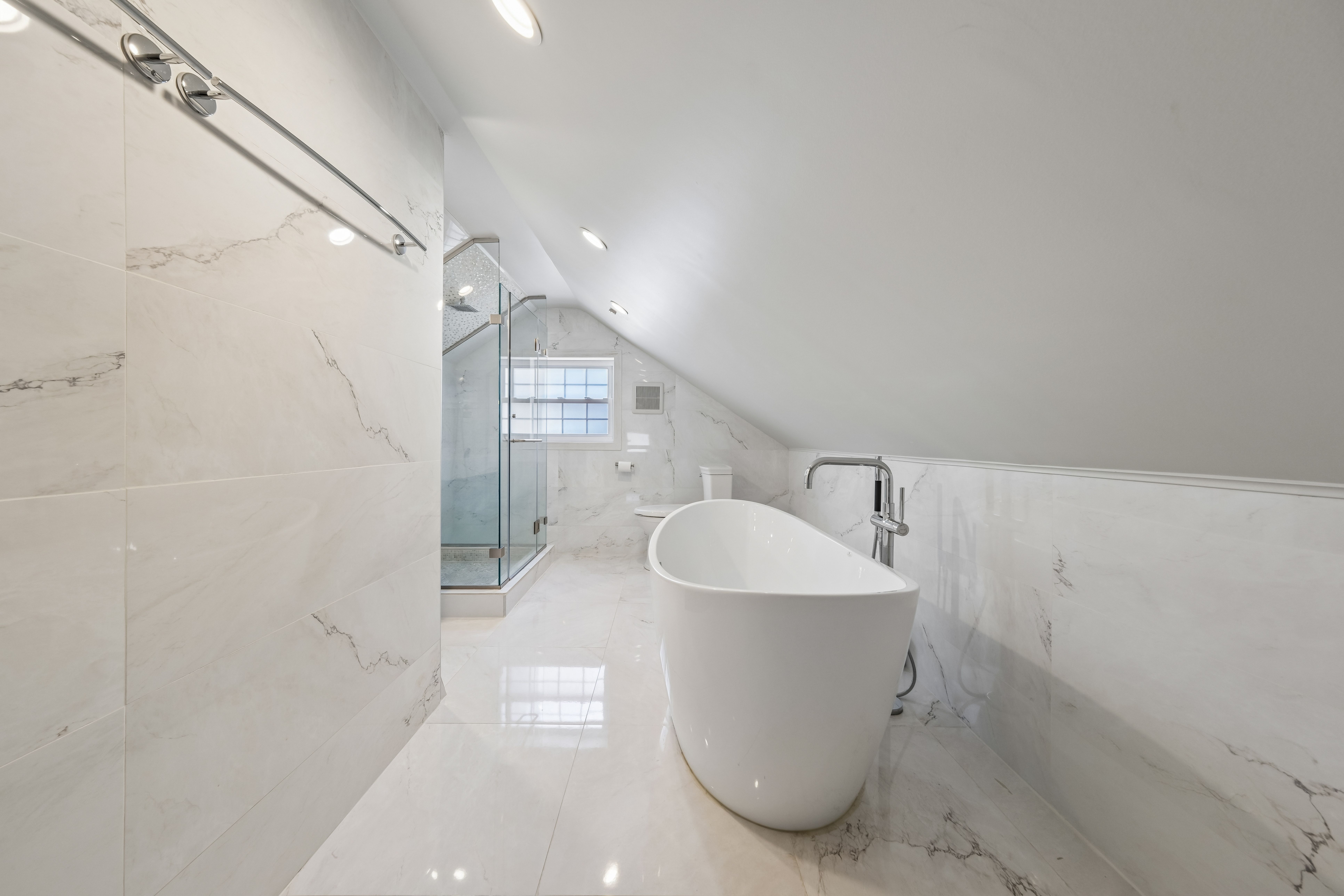 453 Fort Lee Road 