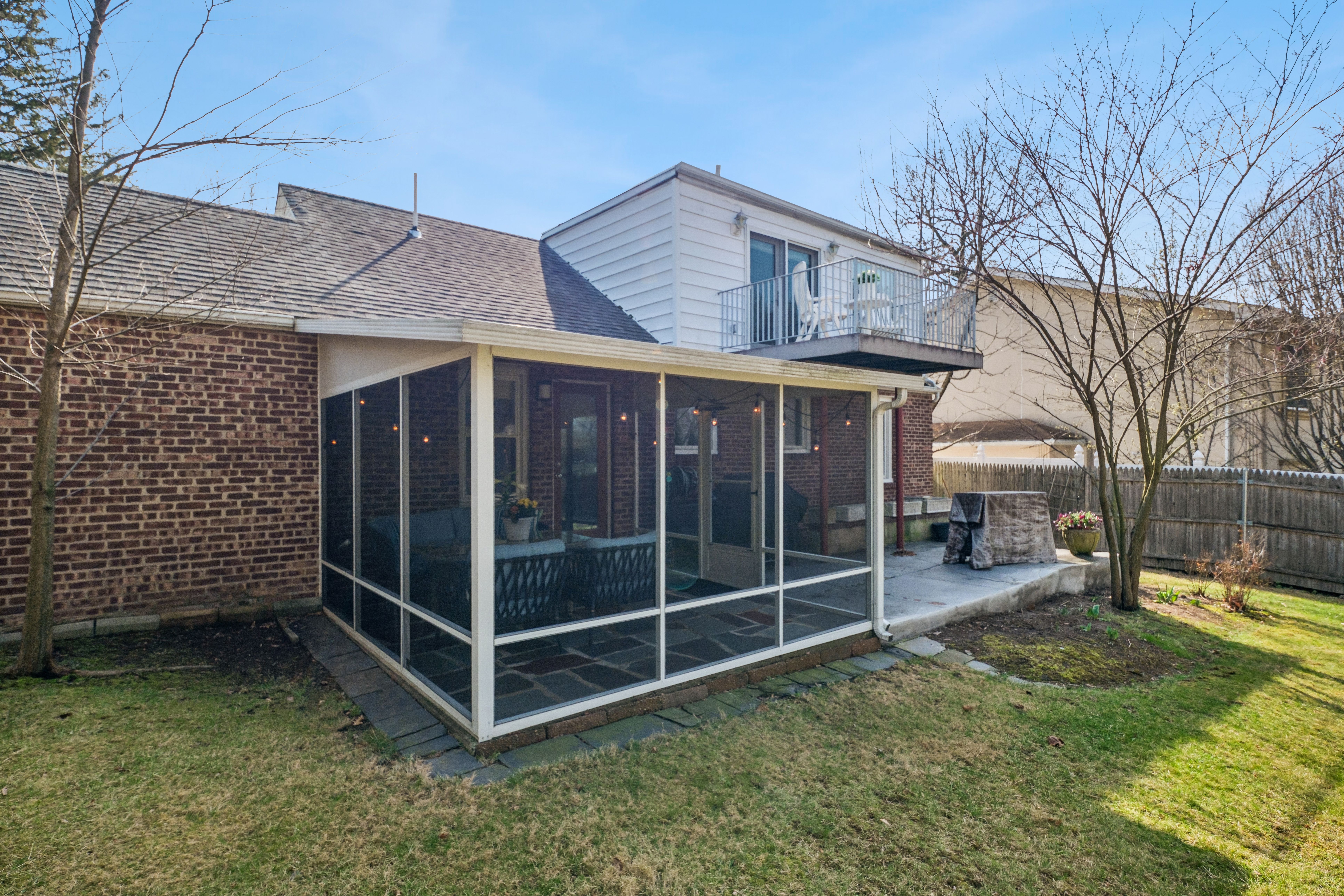 453 Fort Lee Road 