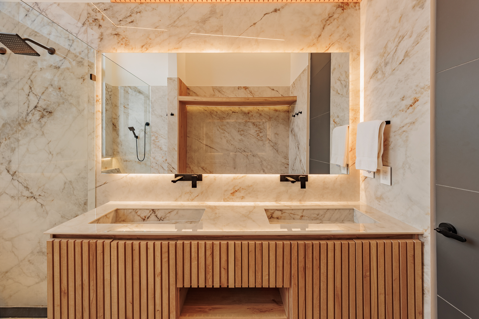 Guatape Reservoir Region 