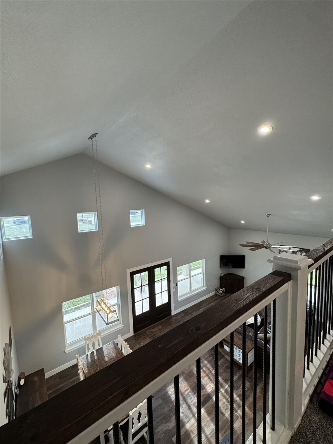 171 Lila LN