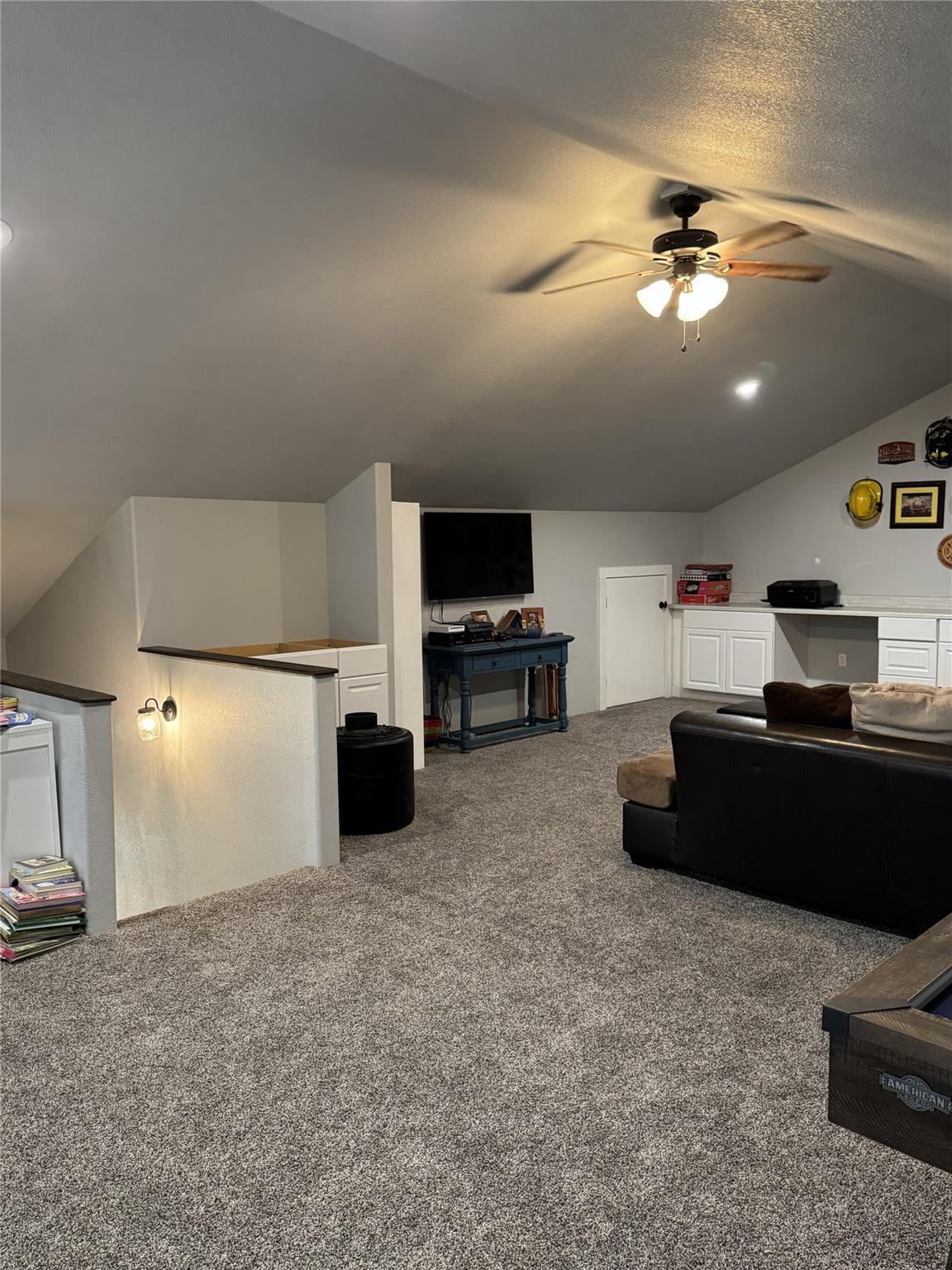171 Lila LN
