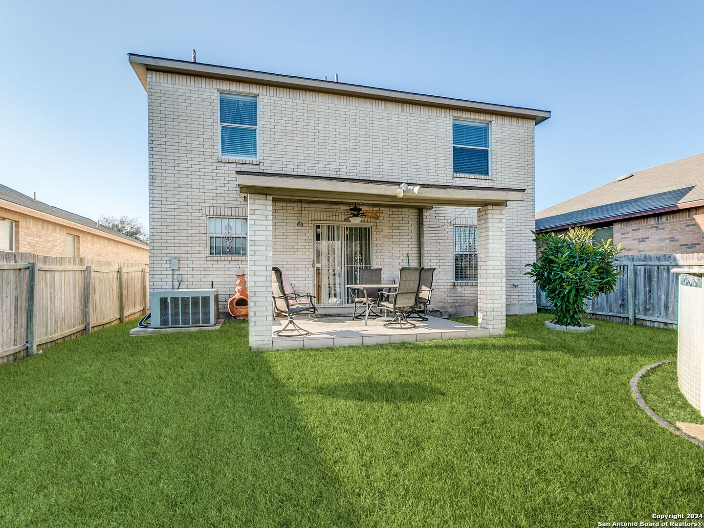 10703 N SHAENRIDGE