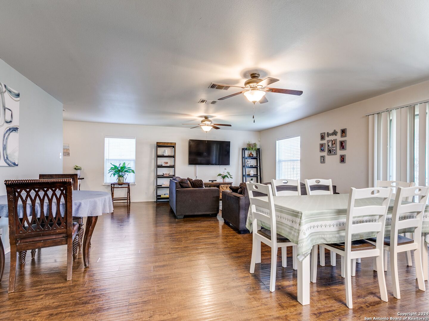 10703 N SHAENRIDGE