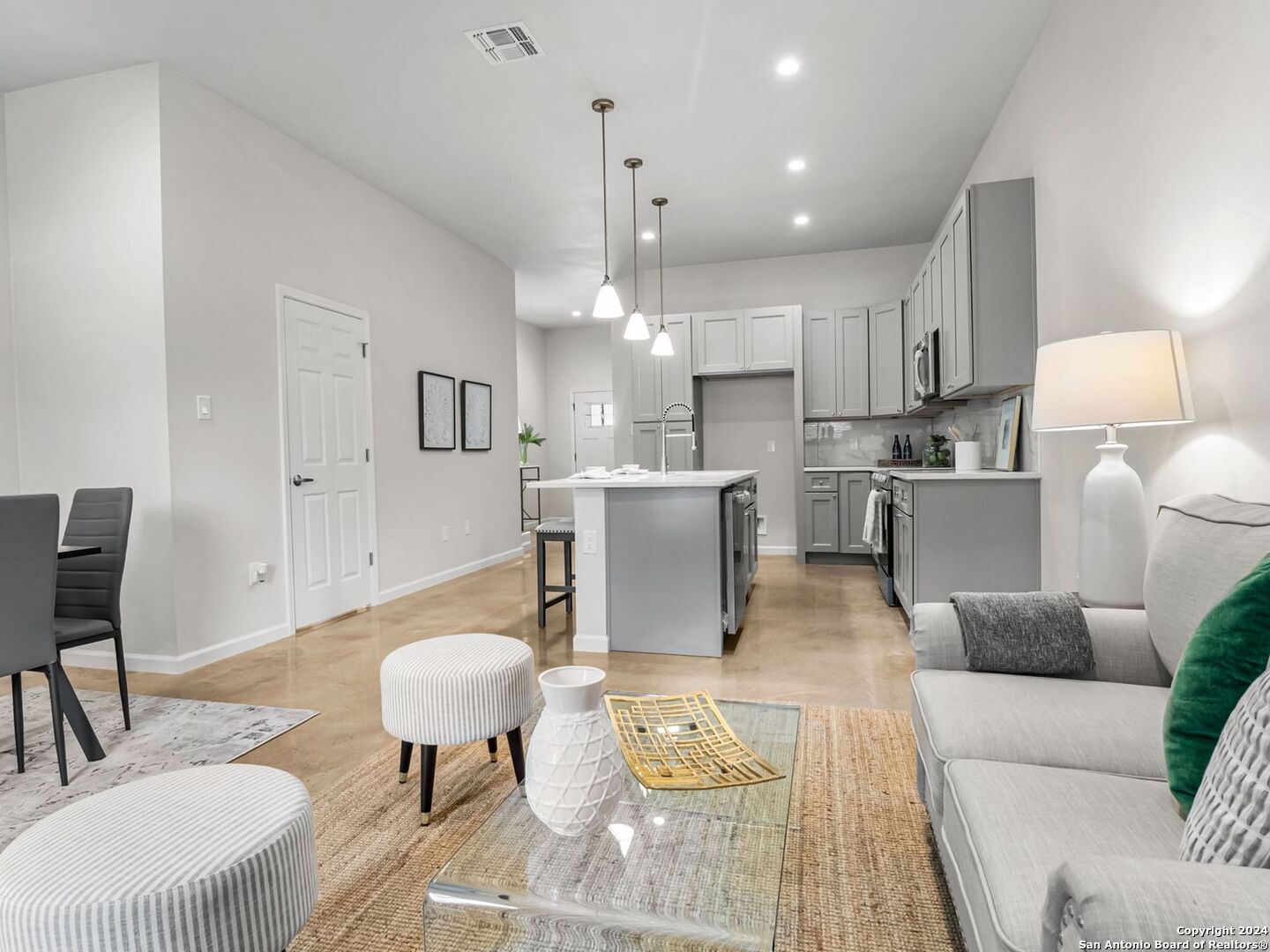 1002 MORNINGSIDE DRIVE 4