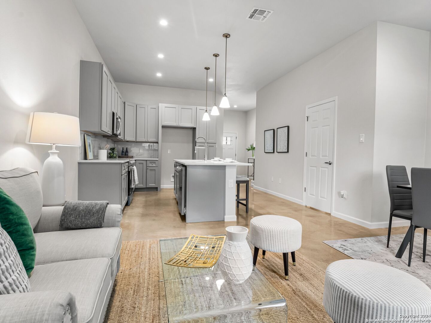 1002 MORNINGSIDE DRIVE 5