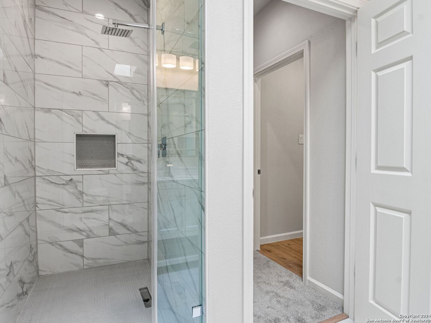 1002 MORNINGSIDE DRIVE 5