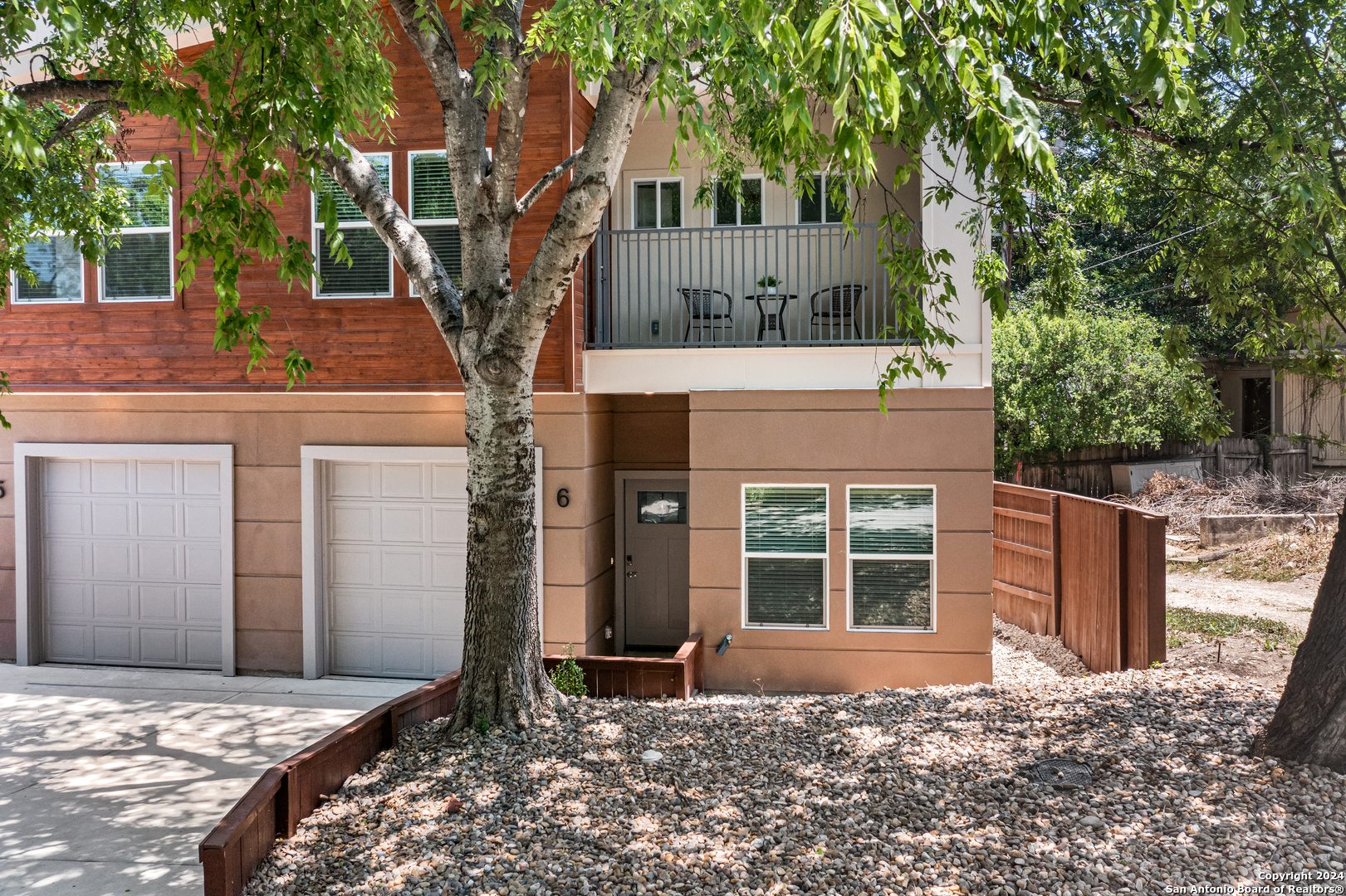 1002 MORNINGSIDE DRIVE 5