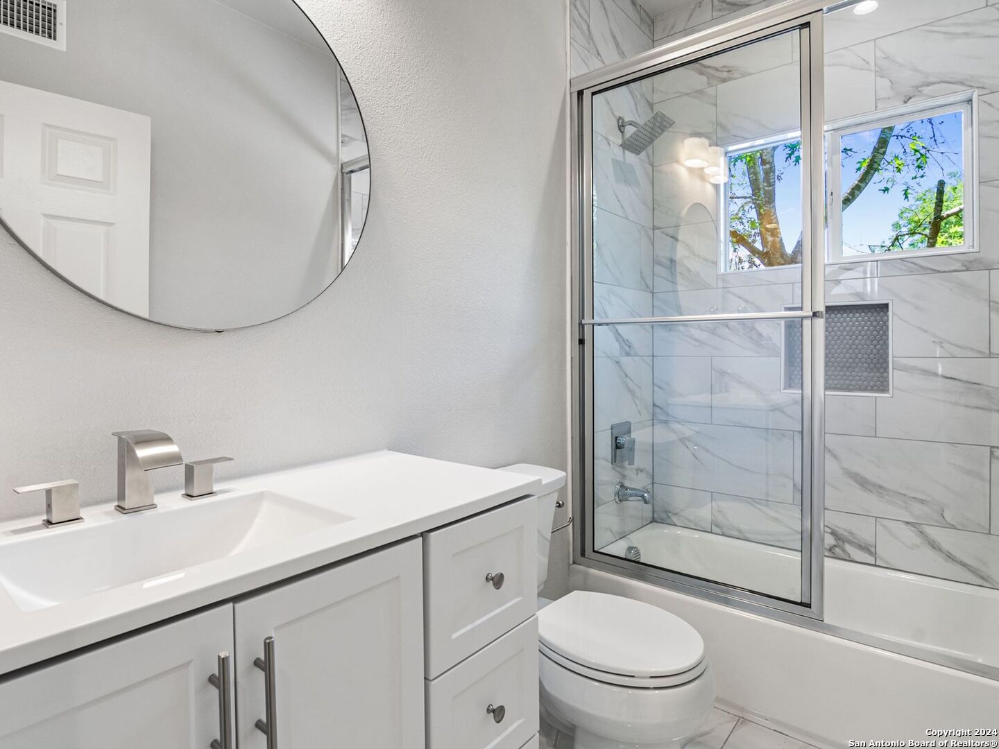 1002 MORNINGSIDE DRIVE 5