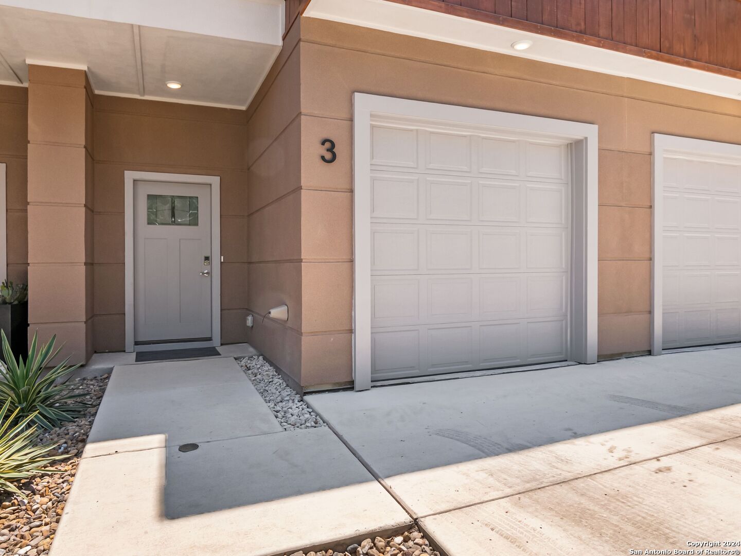 1002 MORNINGSIDE DRIVE 3