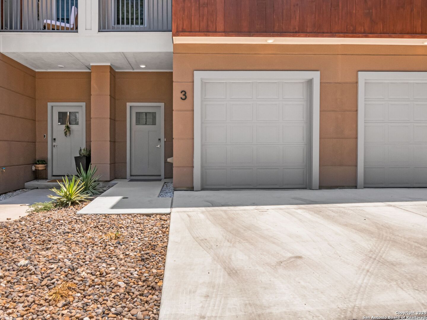 1002 MORNINGSIDE DRIVE 3