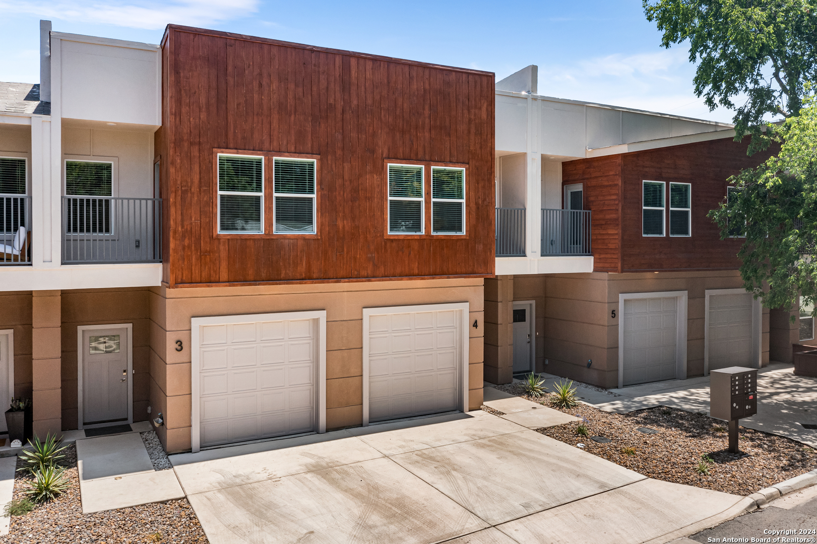 1002 MORNINGSIDE DRIVE 6