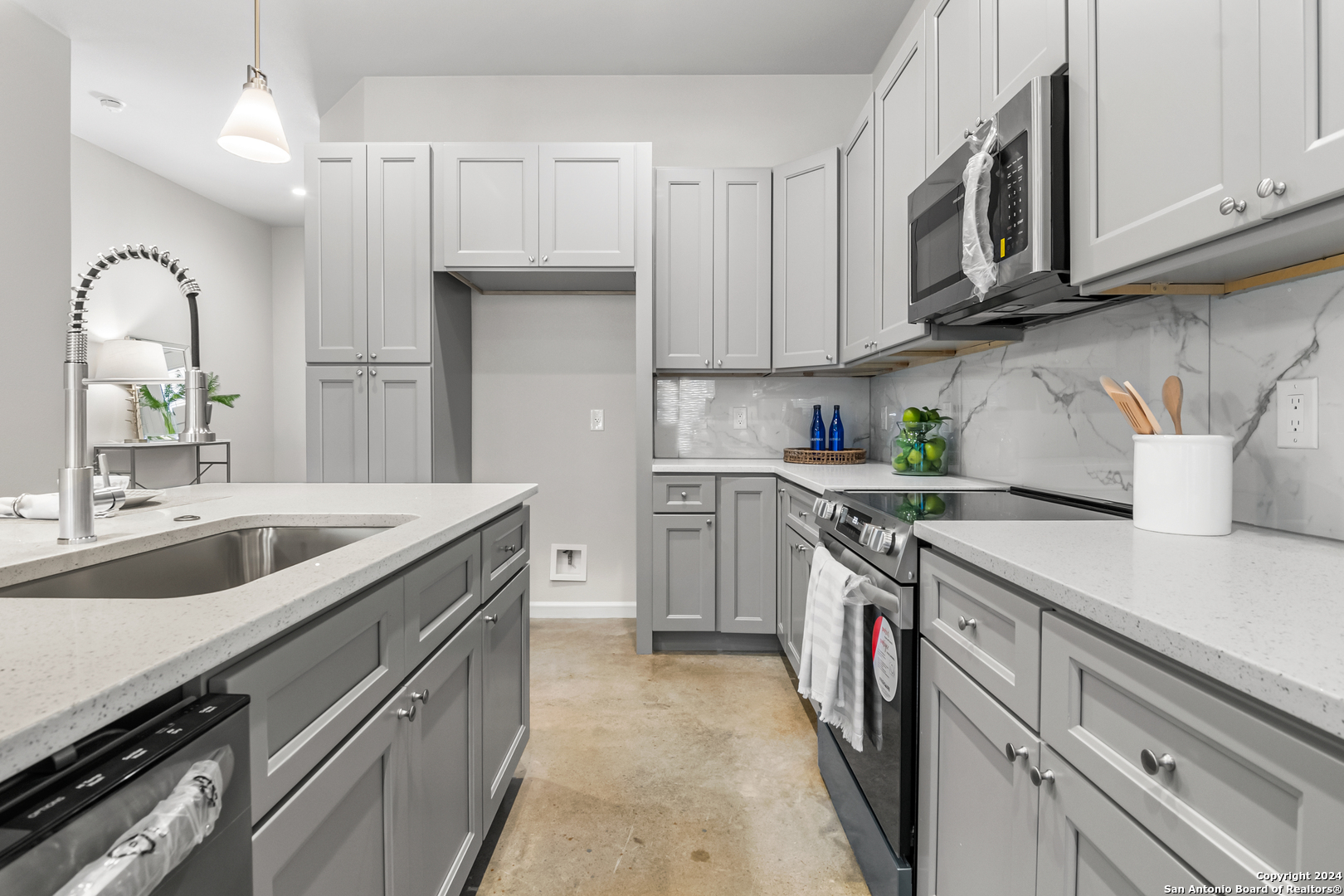 1002 Morningside Dr. 4