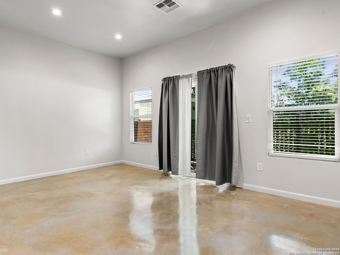 1002 MORNINGSIDE DRIVE 3