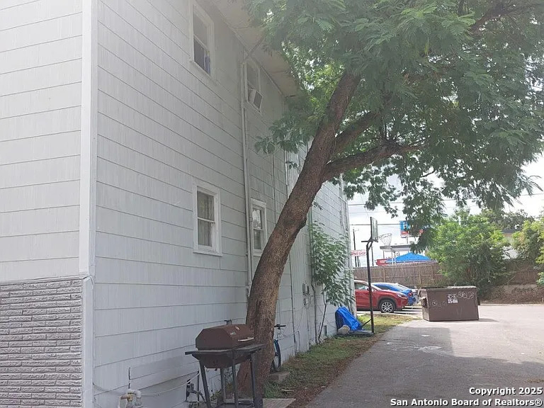 402 Mulberry