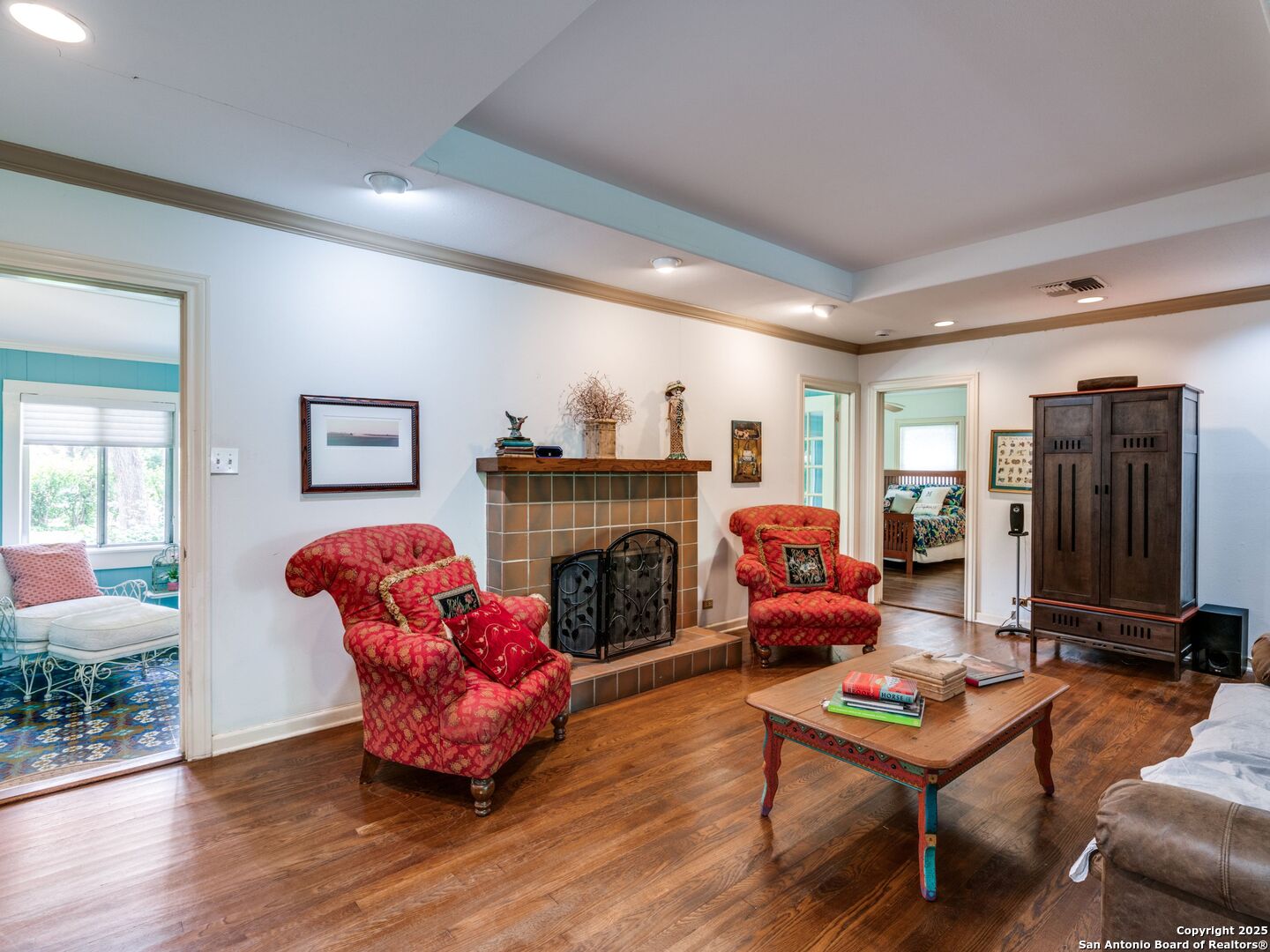 107 Charles RD