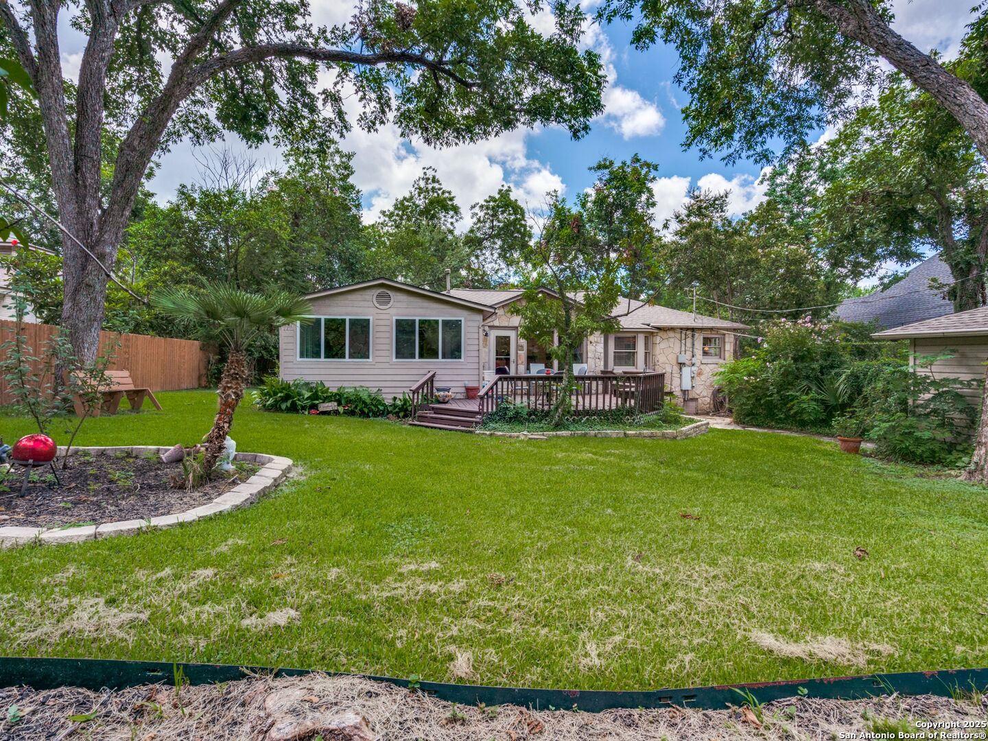 107 Charles RD