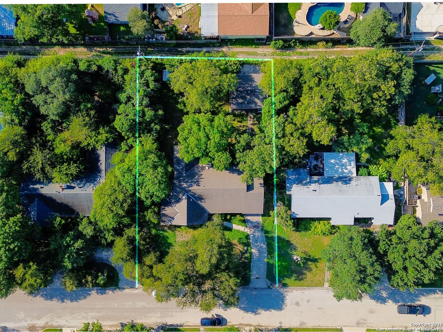 908 Garraty Rd