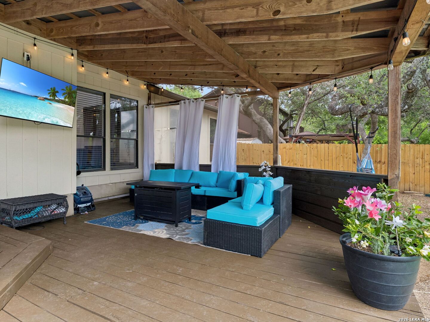 2314 Encino Hollow