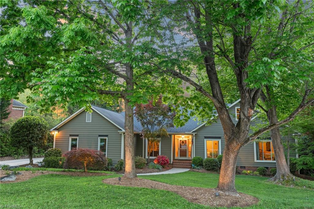 3806 Rockingham Road S