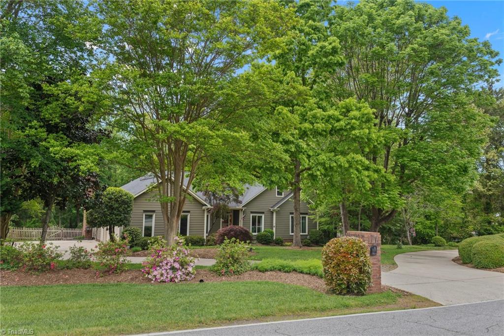 3806 Rockingham Road S