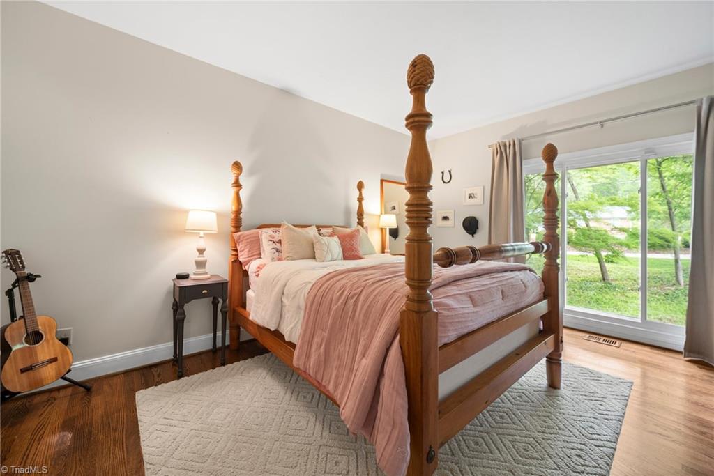 3806 Rockingham Road S