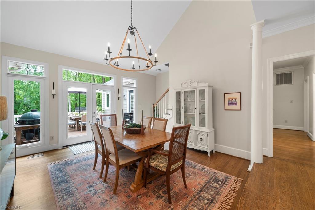 3806 Rockingham Road S